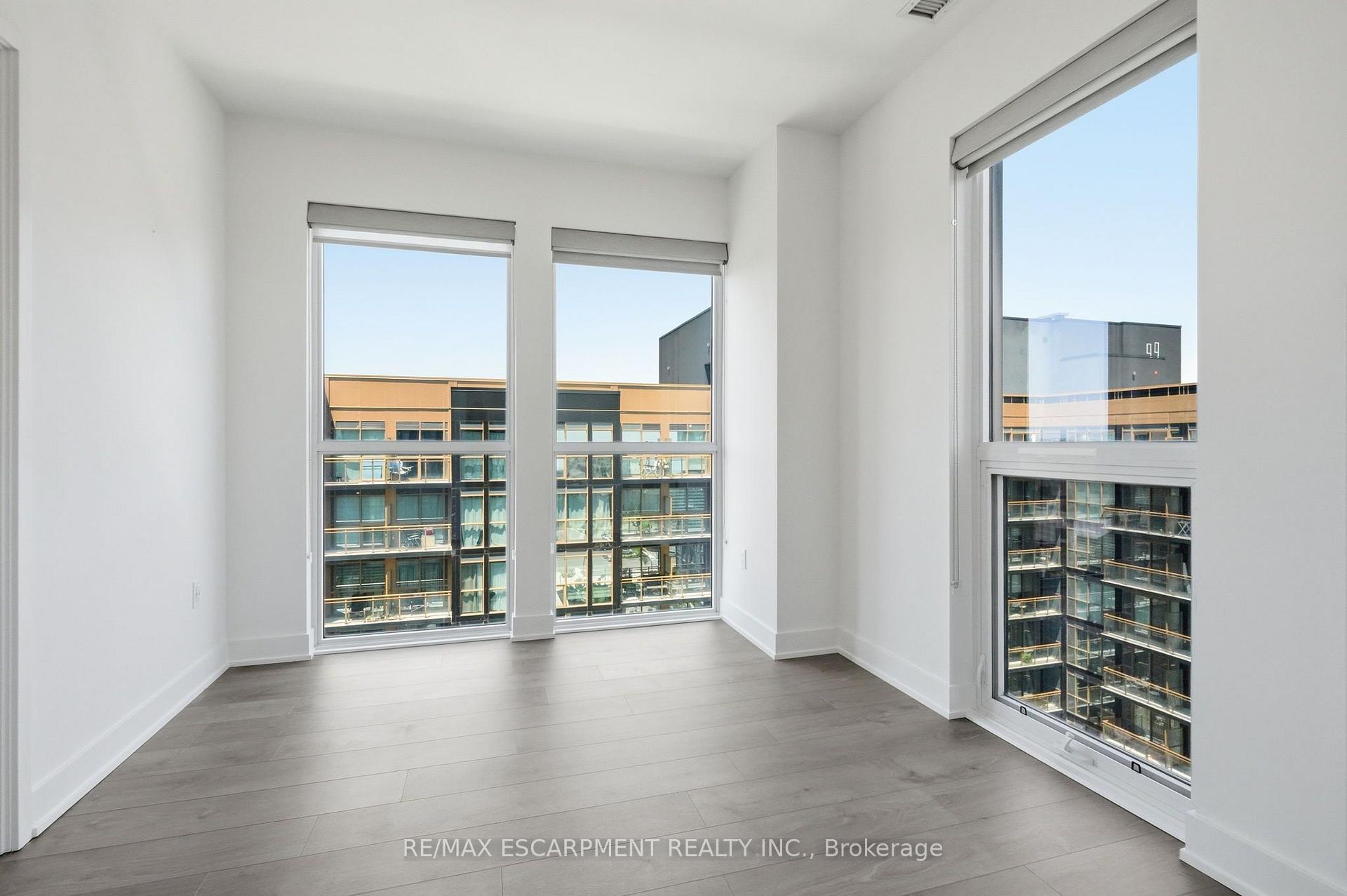 Photo 14 of Unit 811, 2333 Khalsa Gate, Oakville, Westmount — HOMEH