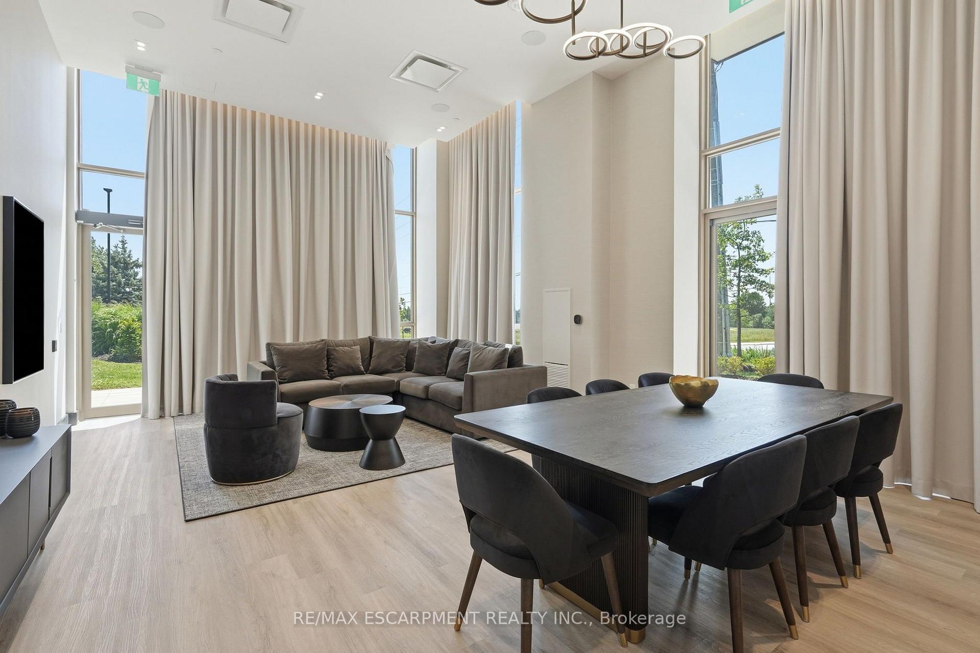 Photo 20 of Unit 811, 2333 Khalsa Gate, Oakville, Westmount — HOMEH
