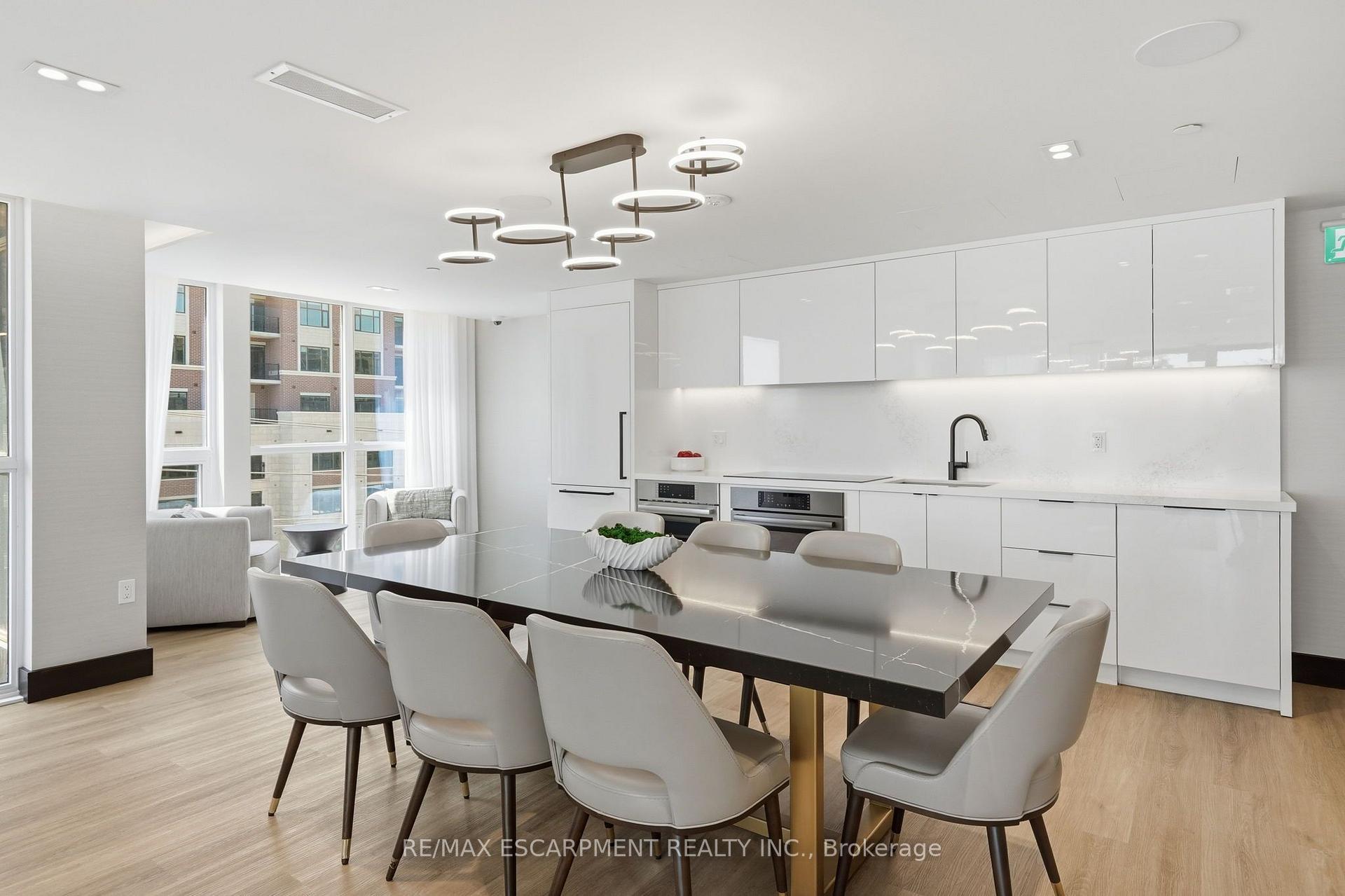 Photo 25 of Unit 811, 2333 Khalsa Gate, Oakville, Westmount — HOMEH