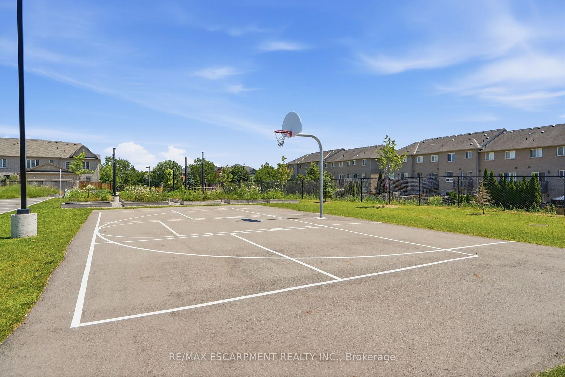 Photo 33 of Unit 811, 2333 Khalsa Gate, Oakville, Westmount — HOMEH