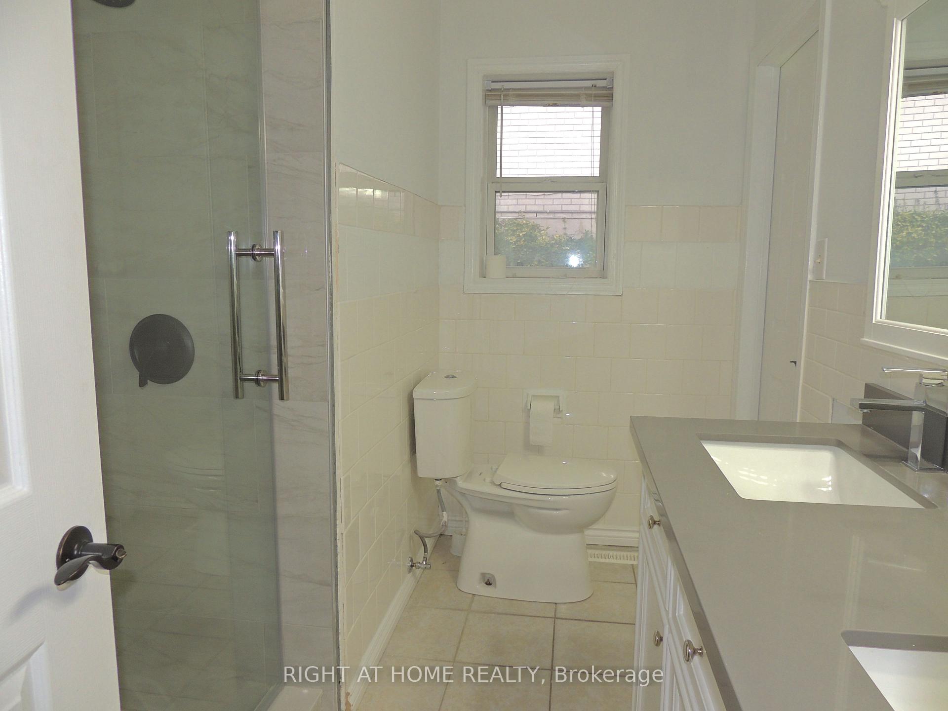 Photo 10 of 66 Bayview Drive, Barrie, Allandale — HOMEH