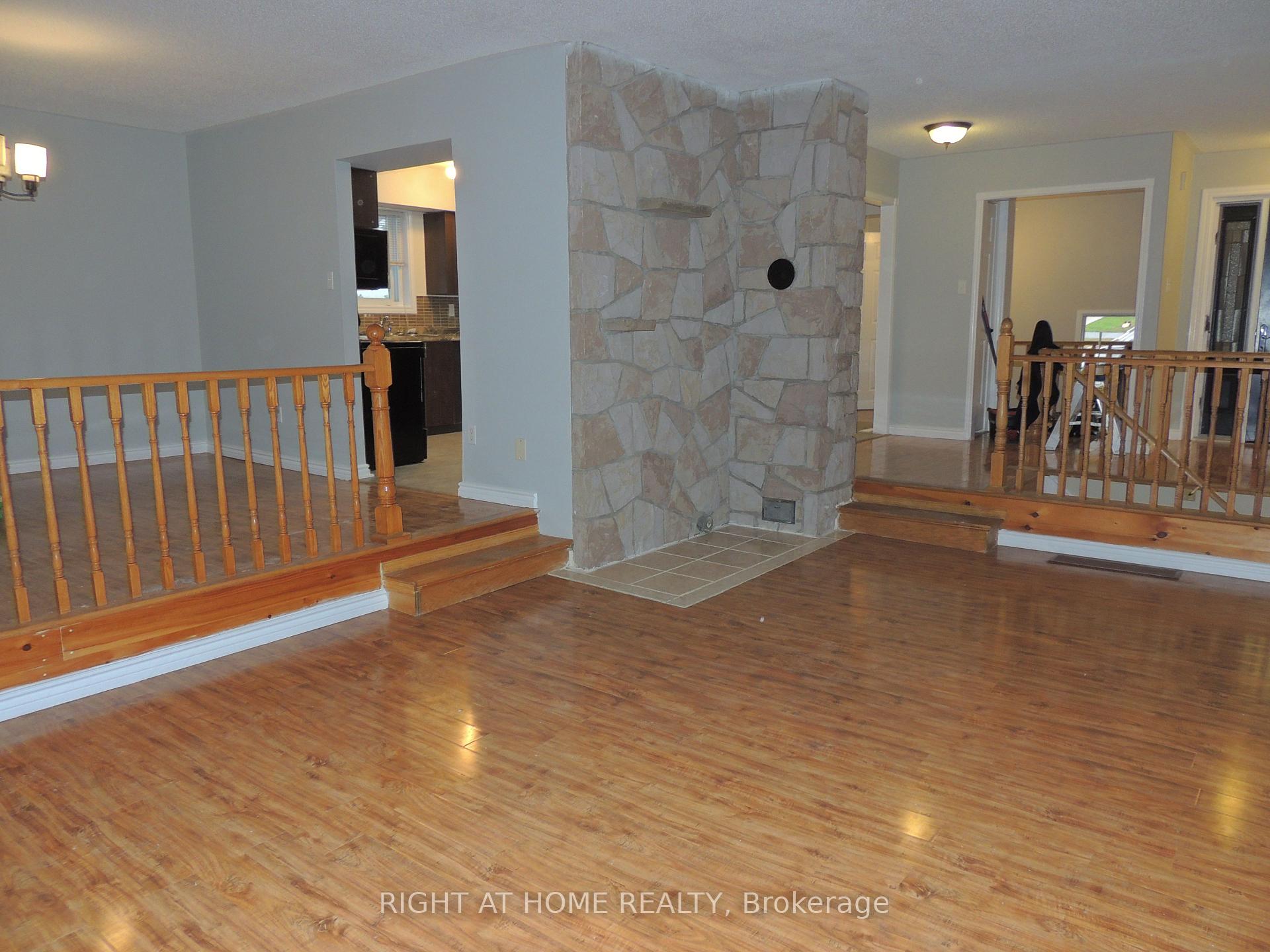 Photo 14 of 66 Bayview Drive, Barrie, Allandale — HOMEH
