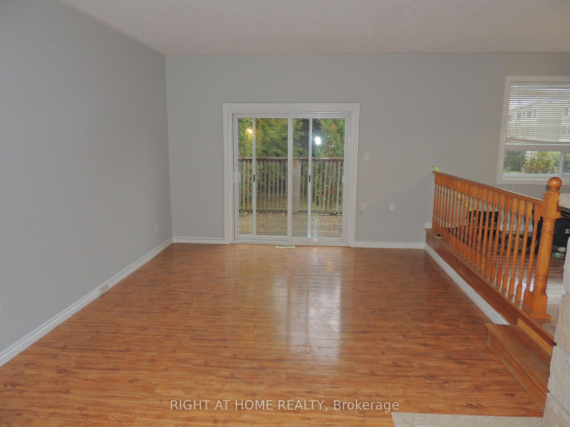 Photo 16 of 66 Bayview Drive, Barrie, Allandale — HOMEH