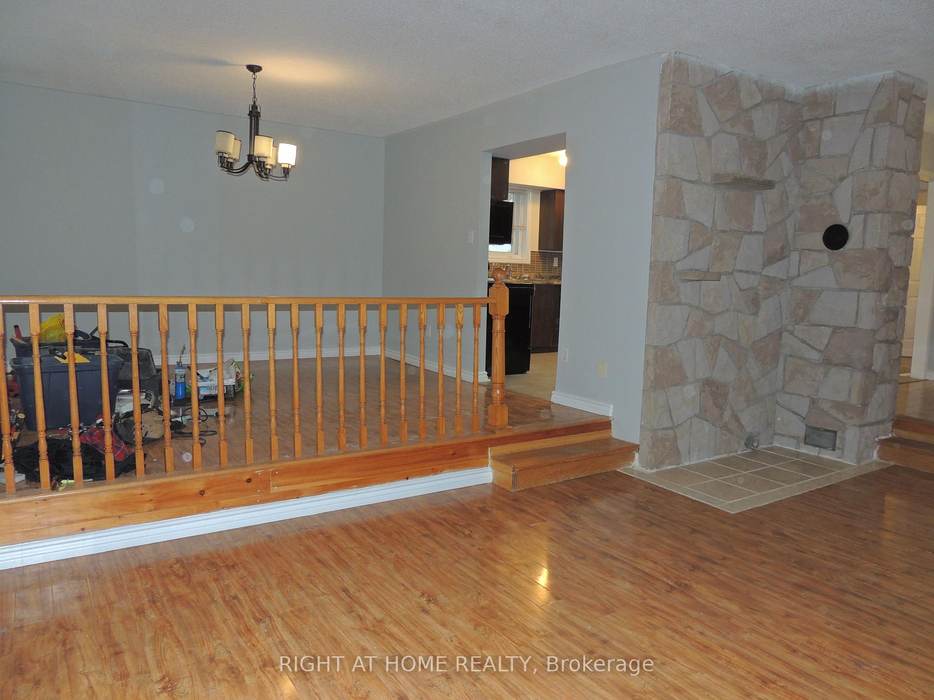 Photo 17 of 66 Bayview Drive, Barrie, Allandale — HOMEH