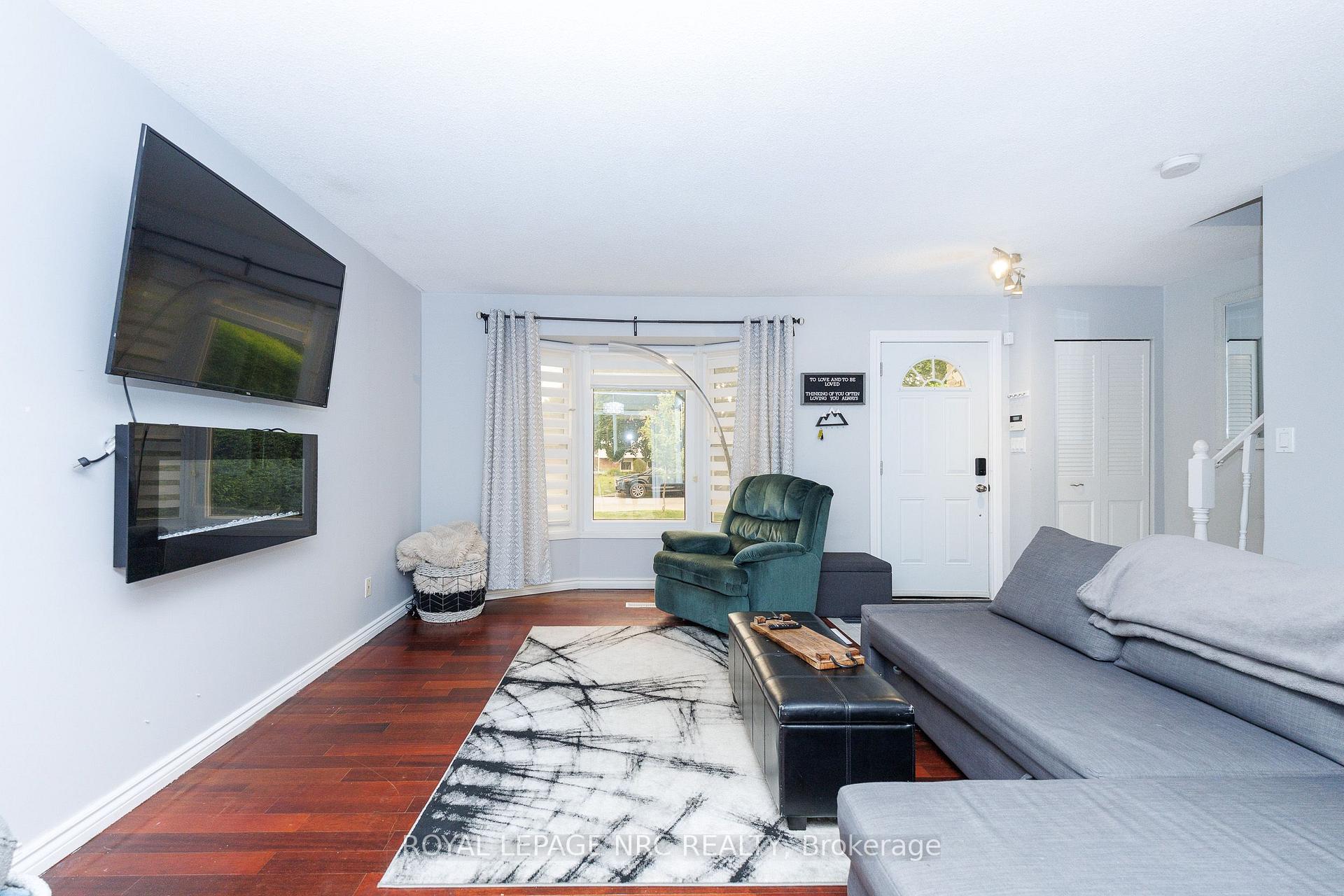 Photo 13 of 105 Ventura Drive, St. Catharines, Haig — HOMEH