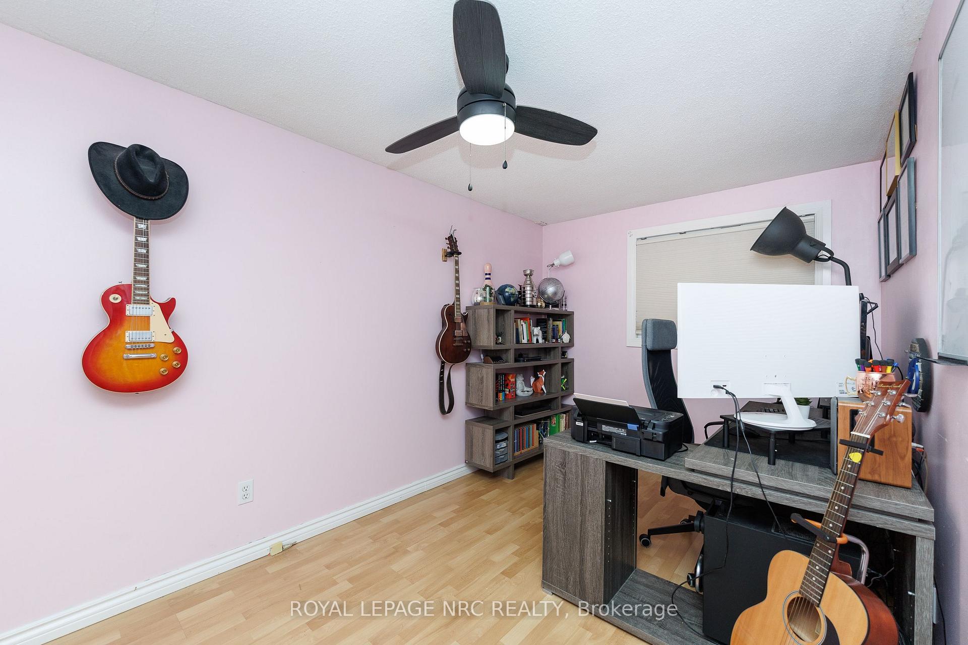Photo 20 of 105 Ventura Drive, St. Catharines, Haig — HOMEH