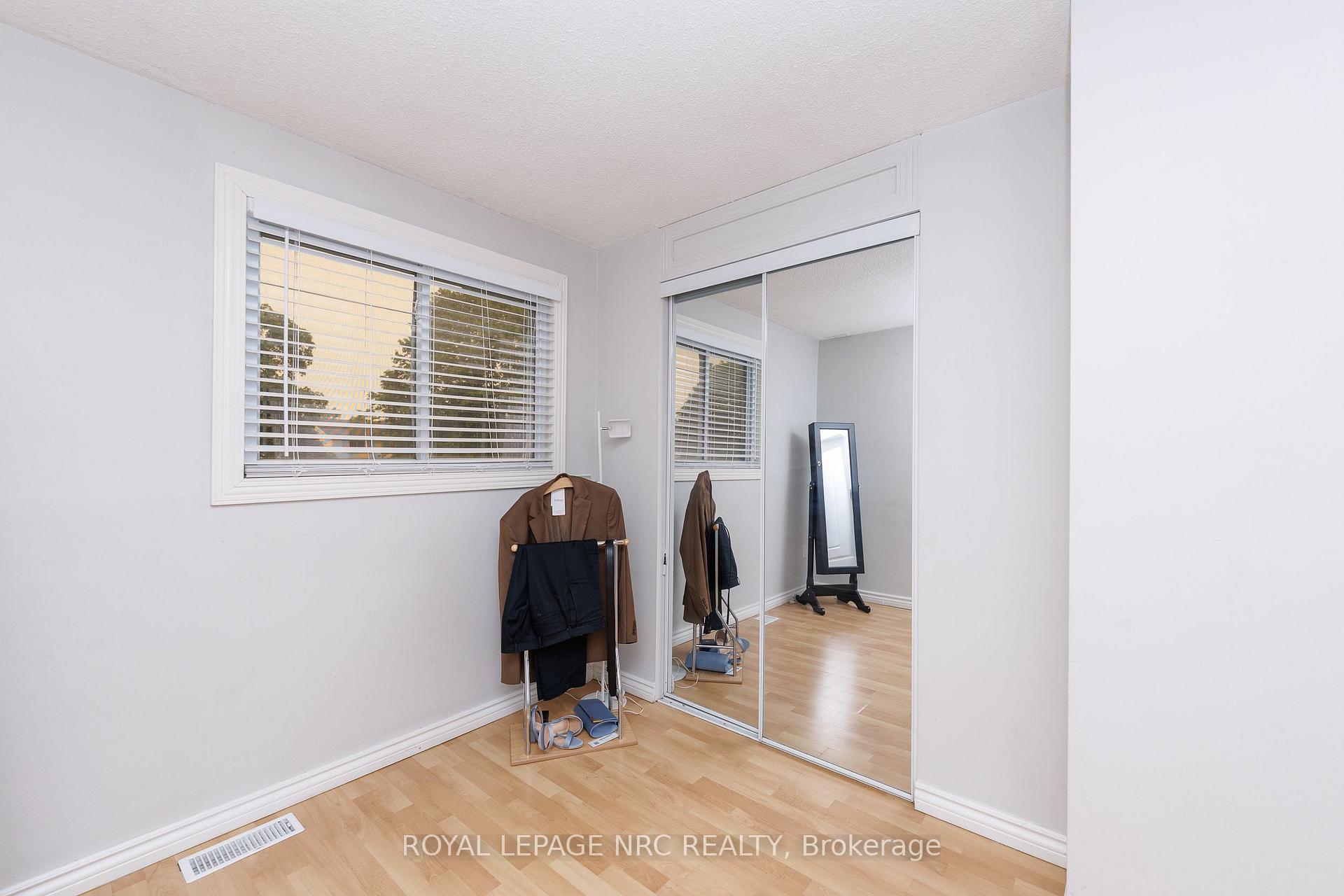 Photo 22 of 105 Ventura Drive, St. Catharines, Haig — HOMEH