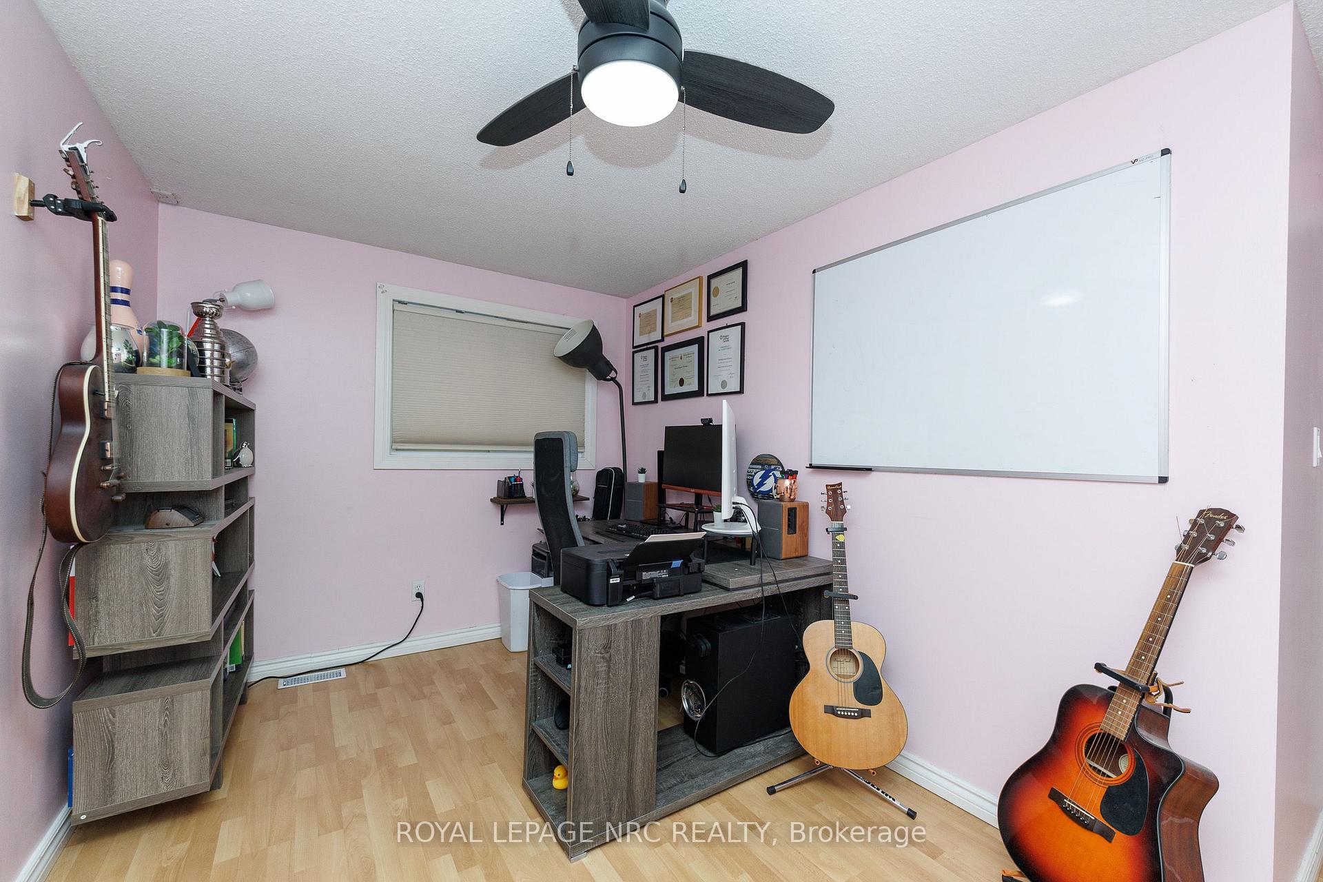 Photo 26 of 105 Ventura Drive, St. Catharines, Haig — HOMEH