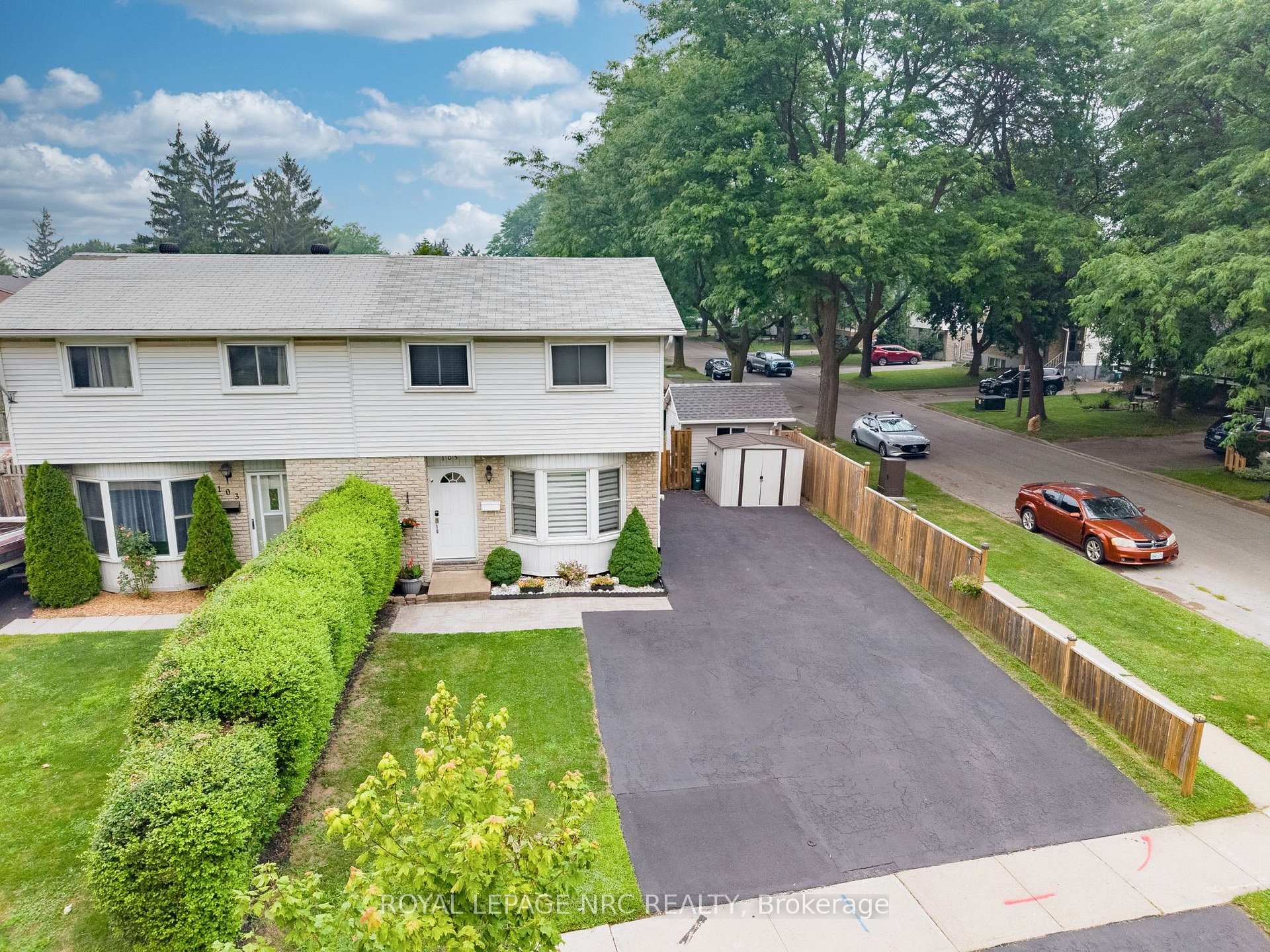 Photo 37 of 105 Ventura Drive, St. Catharines, Haig — HOMEH