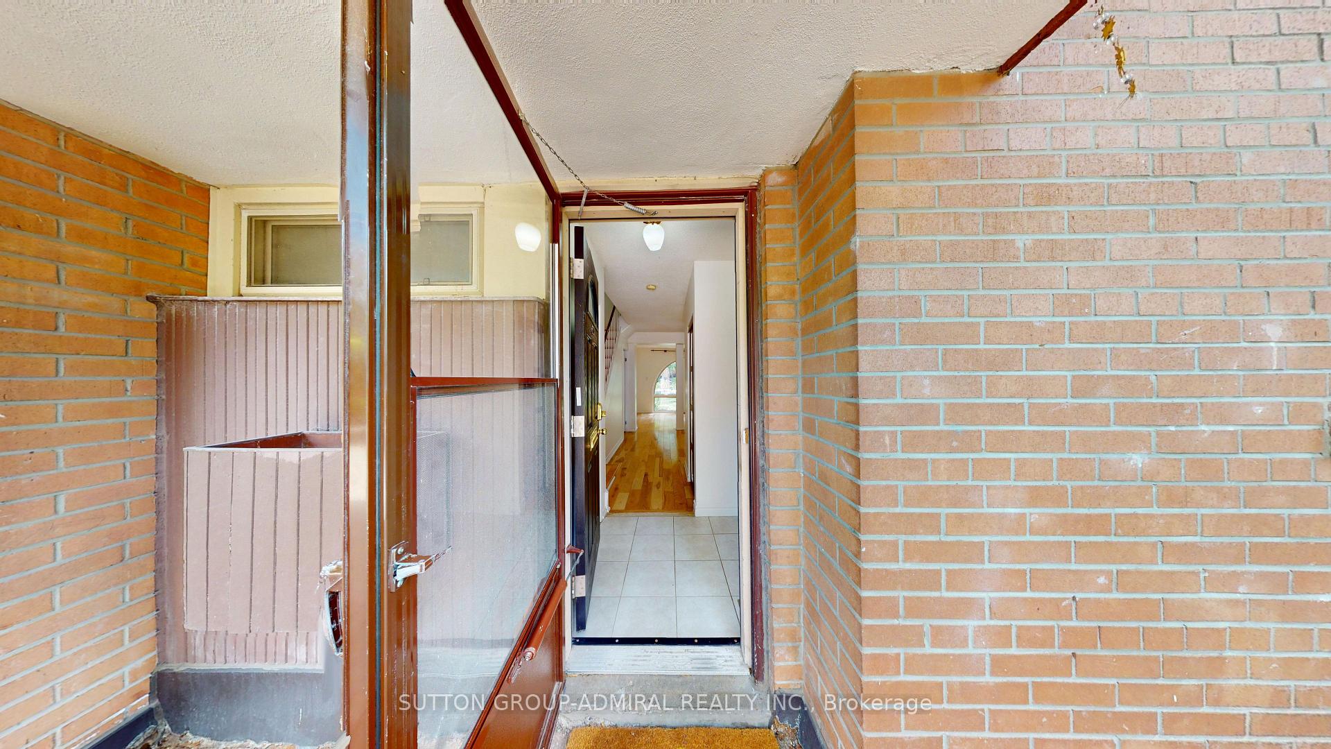 Photo 4 of Unit 73, 6 Esterbrooke Avenue, North York, Don Valley Village — HOMEH