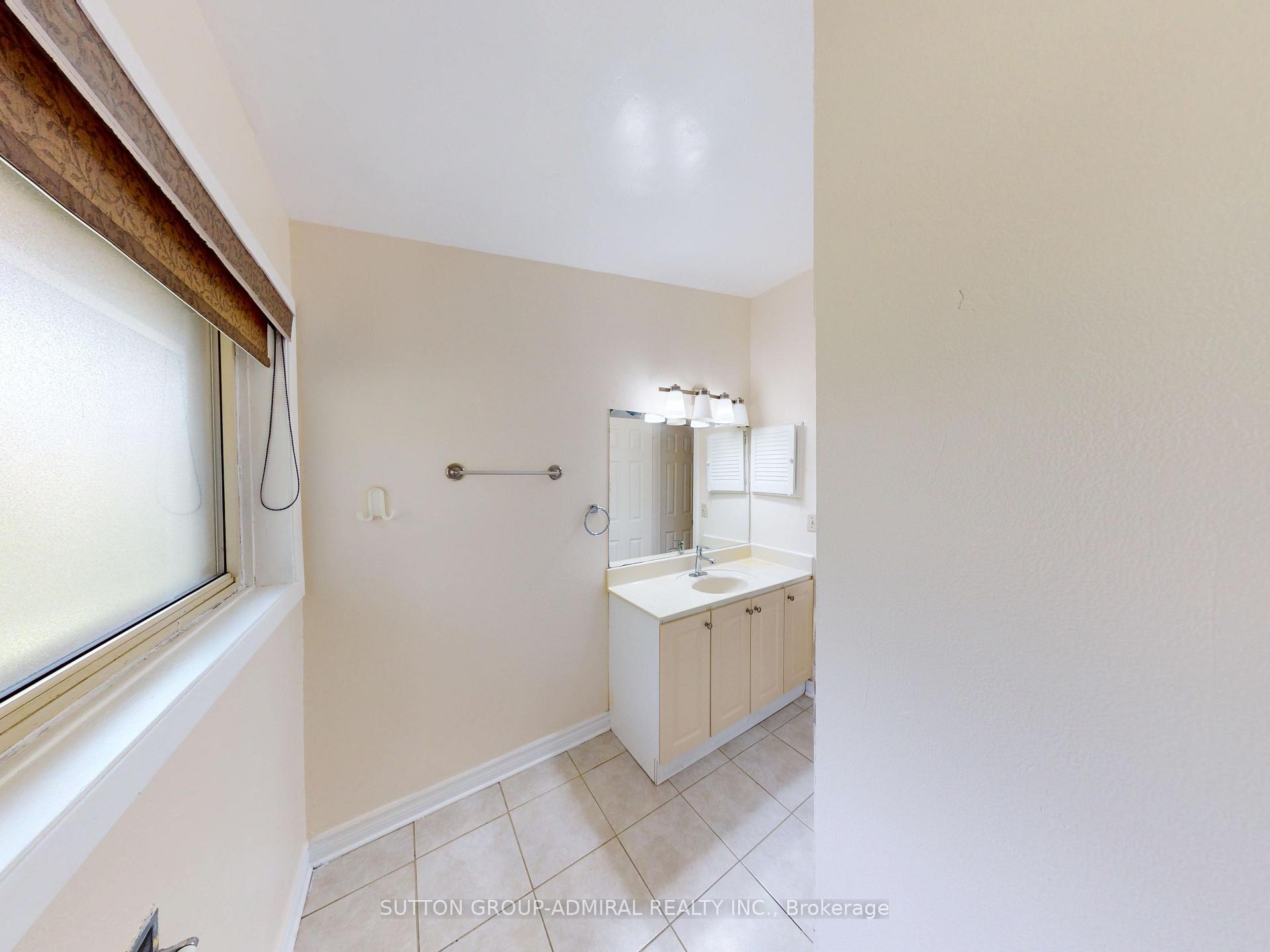 Photo 32 of Unit 73, 6 Esterbrooke Avenue, North York, Don Valley Village — HOMEH