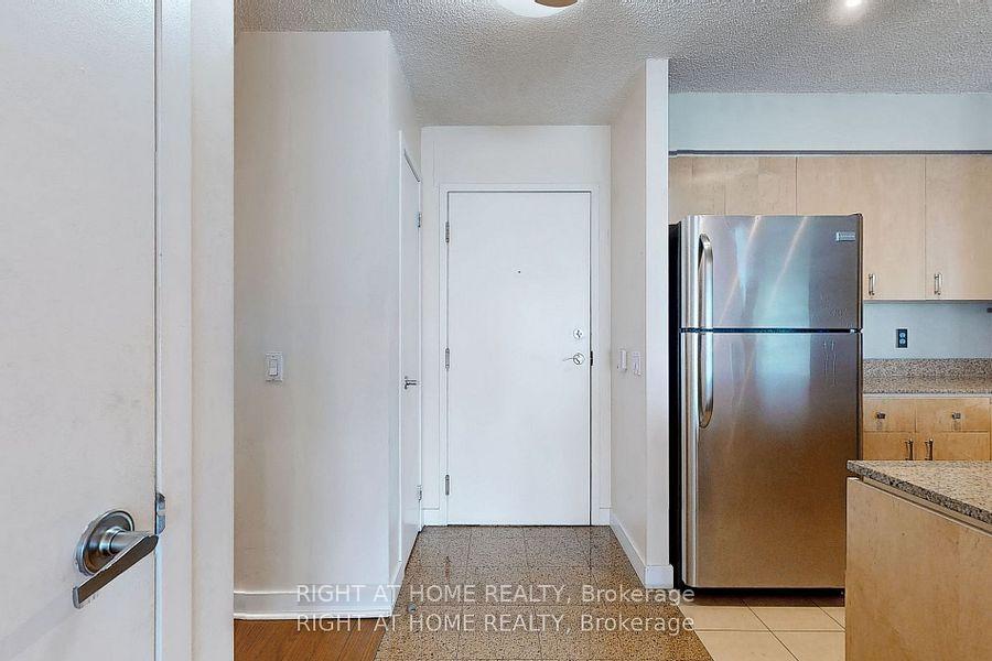 Photo 9 of Unit 2808, 373 Front Street W, Toronto, Waterfront Communities — HOMEH