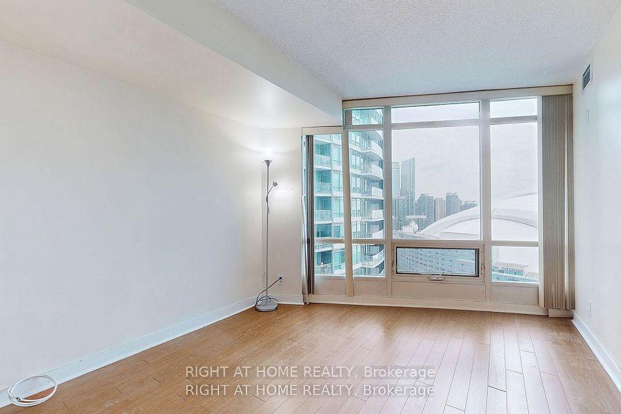 Photo 18 of Unit 2808, 373 Front Street W, Toronto, Waterfront Communities — HOMEH