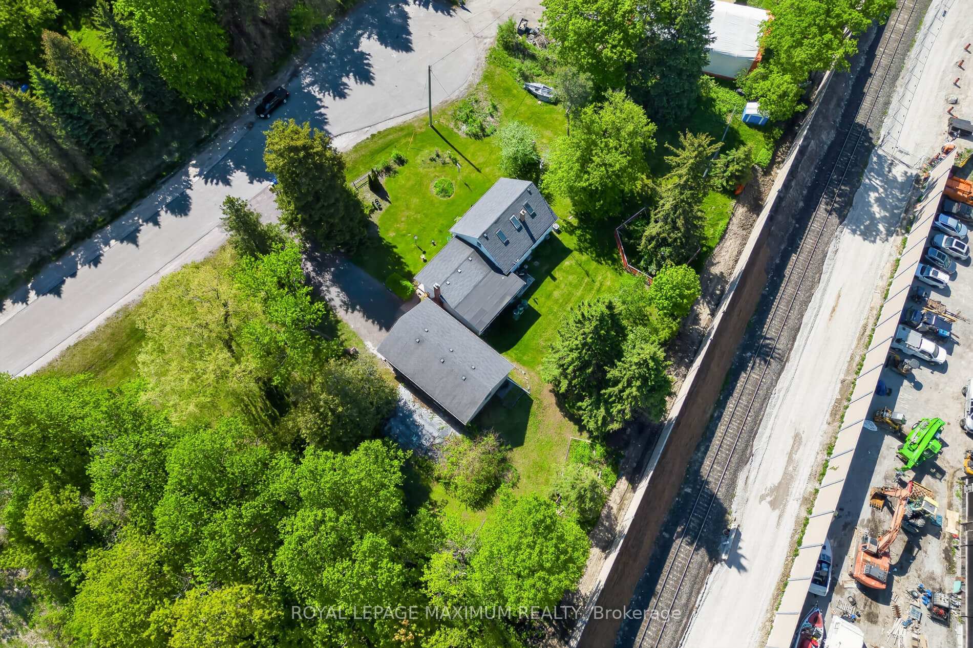 Photo 34 of 80 McDonald Street, Vaughan, Rural Vaughan — HOMEH