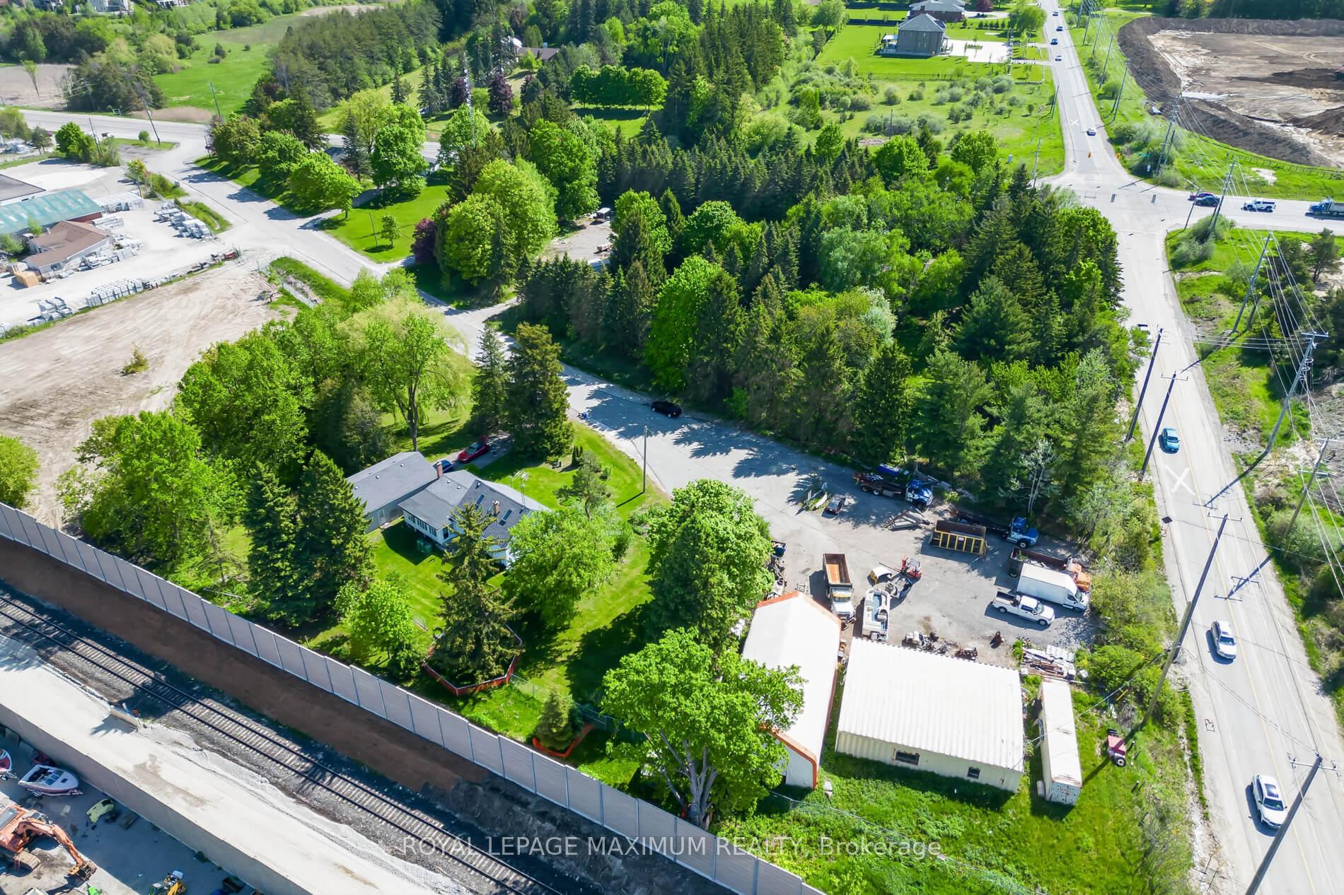 Photo 36 of 80 McDonald Street, Vaughan, Rural Vaughan — HOMEH