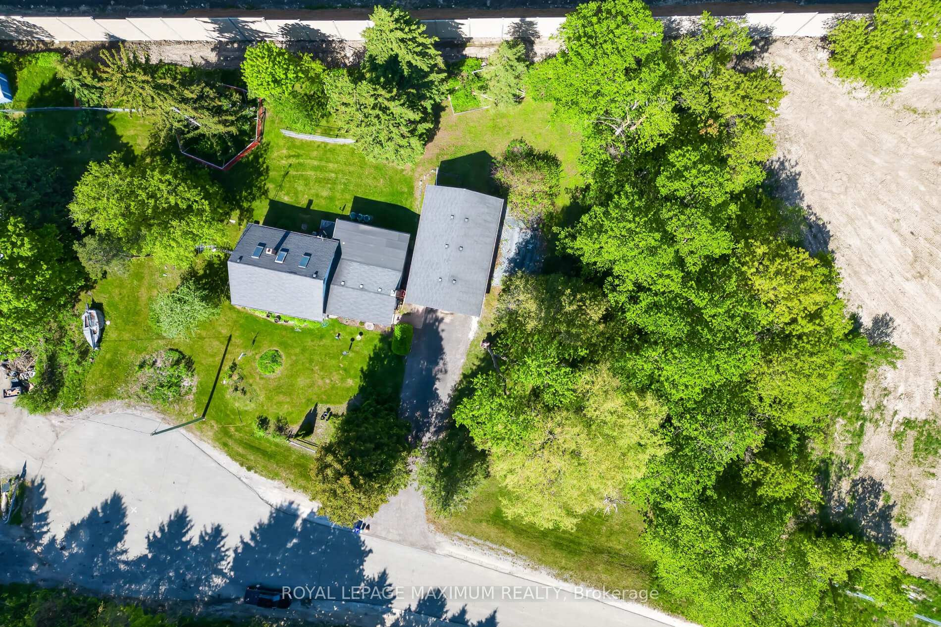 Photo 38 of 80 McDonald Street, Vaughan, Rural Vaughan — HOMEH
