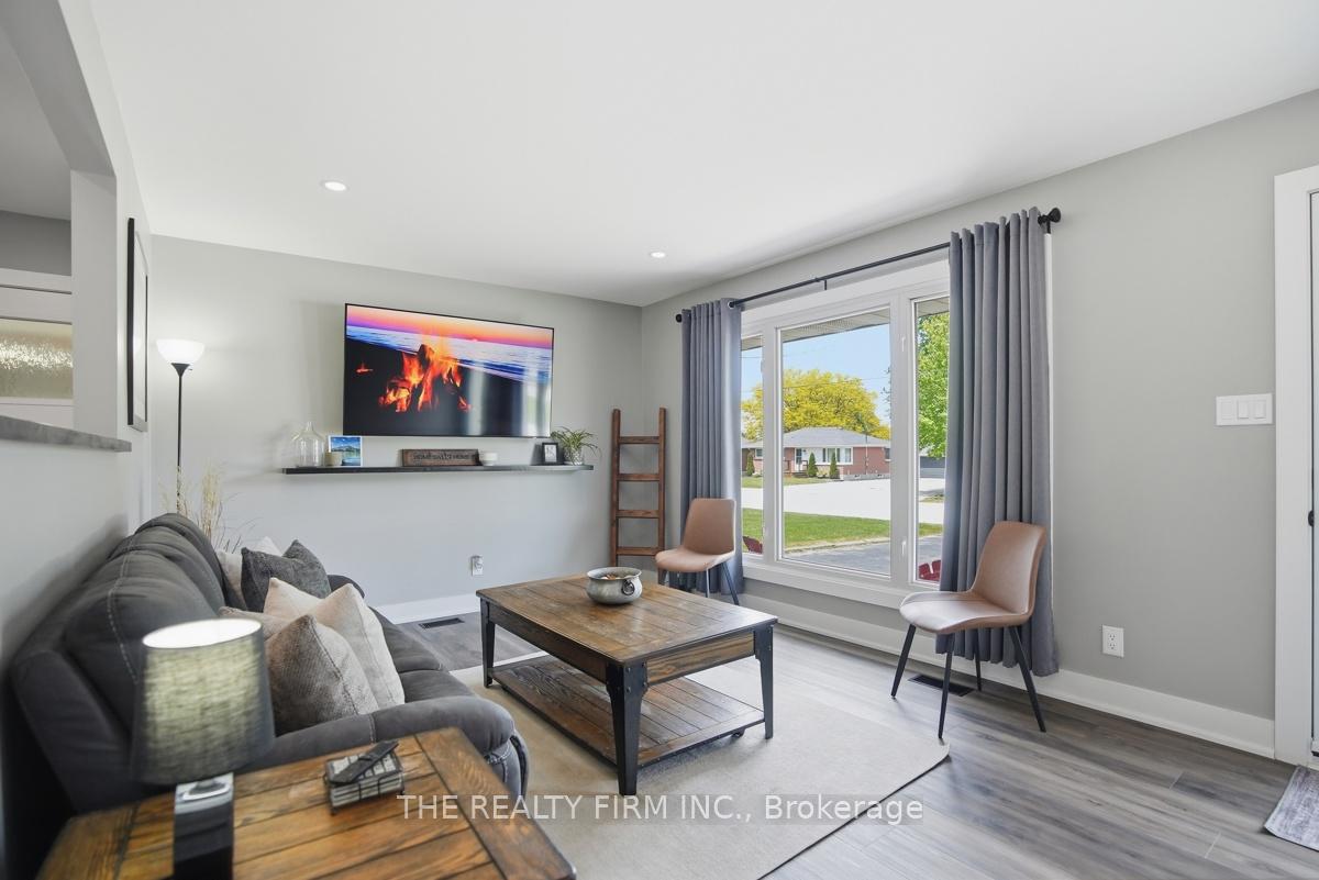 Photo 10 of 187 Byron Street, Zorra, Thamesford — HOMEH