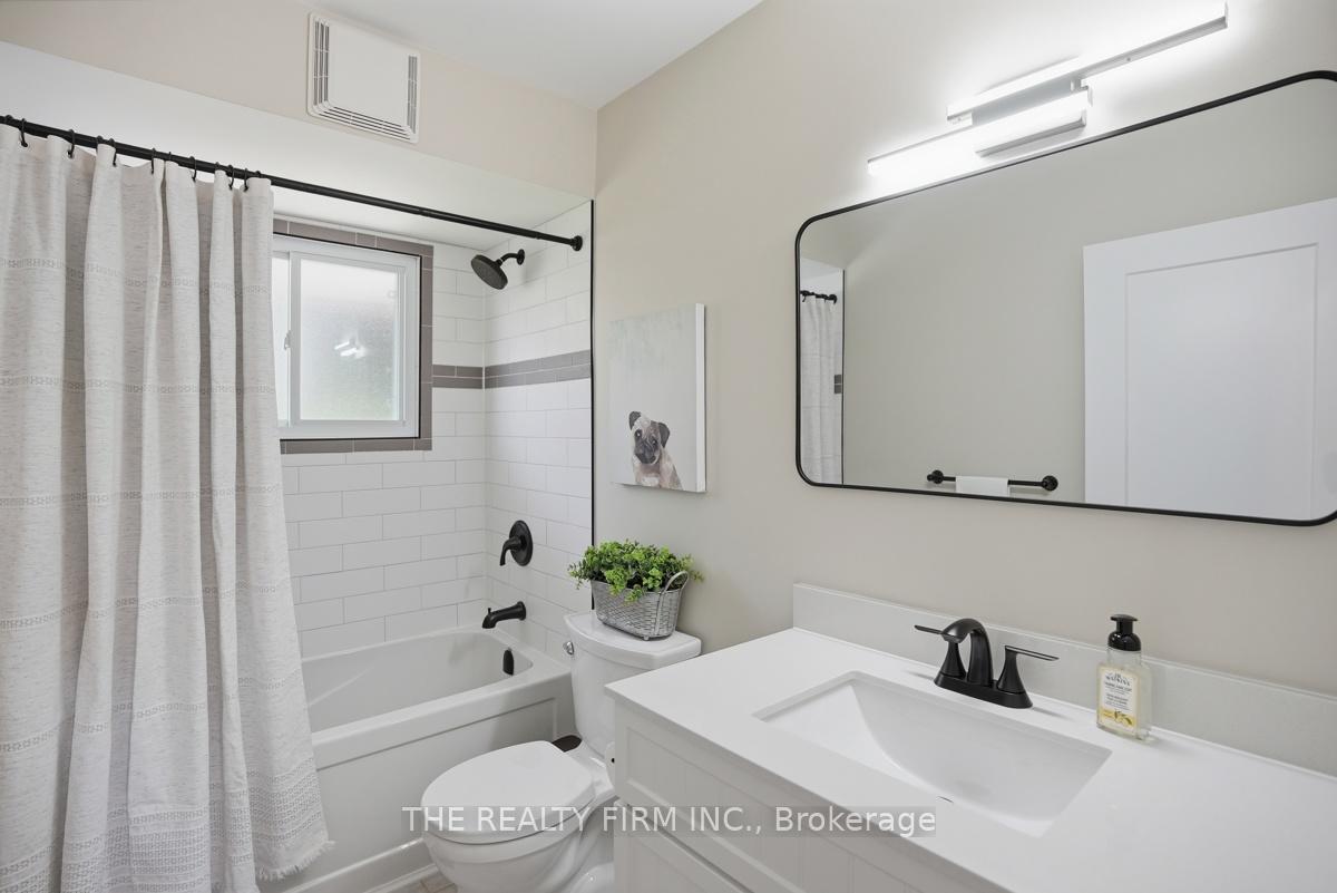 Photo 17 of 187 Byron Street, Zorra, Thamesford — HOMEH