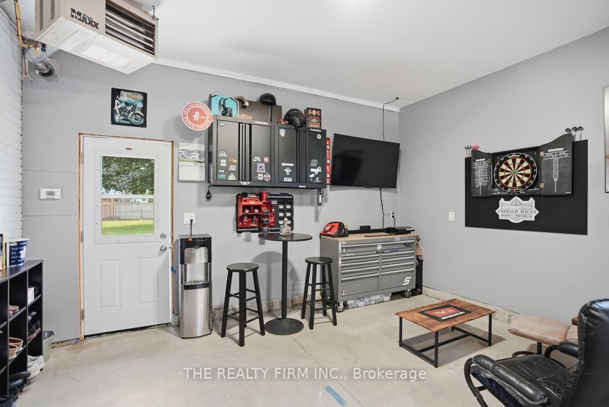 Photo 33 of 187 Byron Street, Zorra, Thamesford — HOMEH