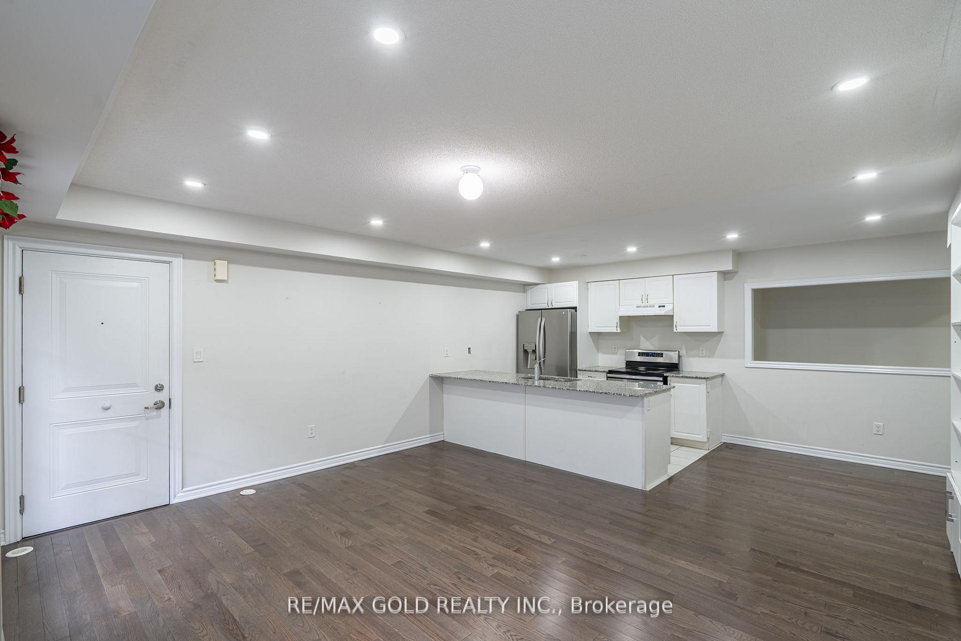 Photo 4 of Unit 45, 200 Veterans Drive, Brampton, Northwest Brampton — HOMEH