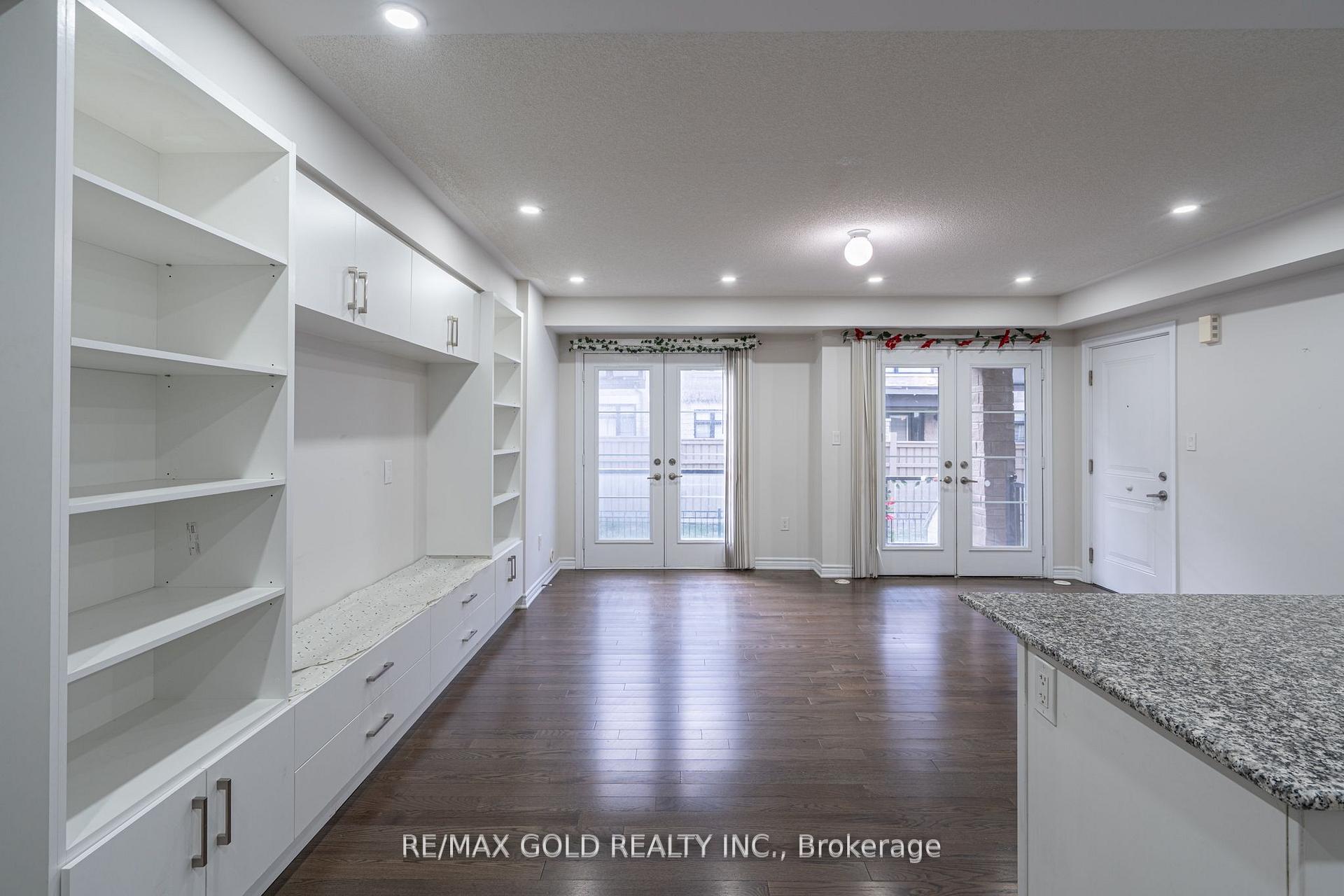 Photo 7 of Unit 45, 200 Veterans Drive, Brampton, Northwest Brampton — HOMEH