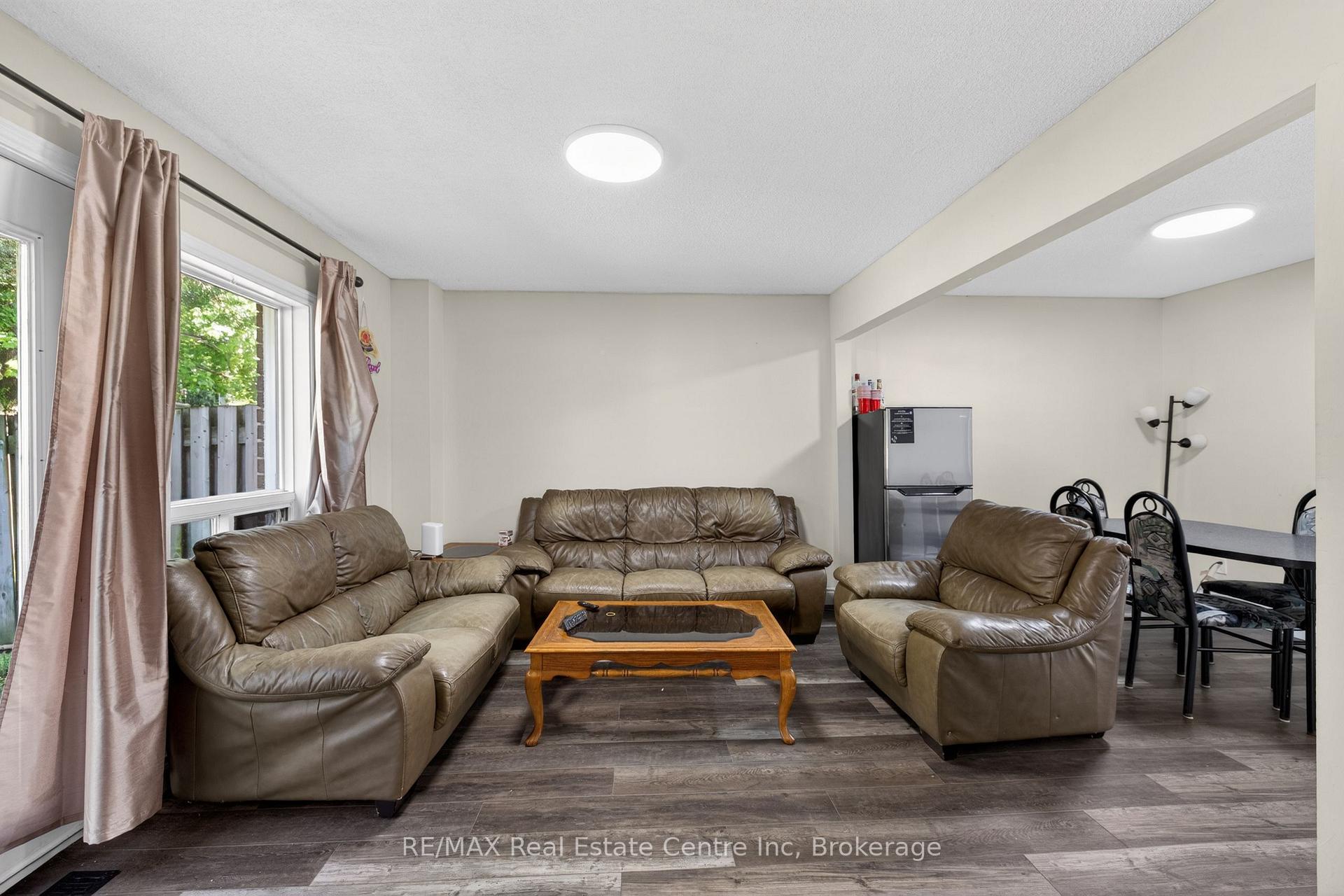 Photo 11 of Unit 13, 137 Dovercliffe Road, Guelph, Dovercliffe Park/Old University — HOMEH