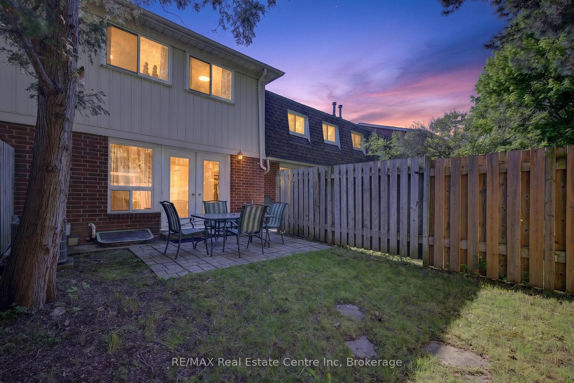 Photo 34 of Unit 13, 137 Dovercliffe Road, Guelph, Dovercliffe Park/Old University — HOMEH
