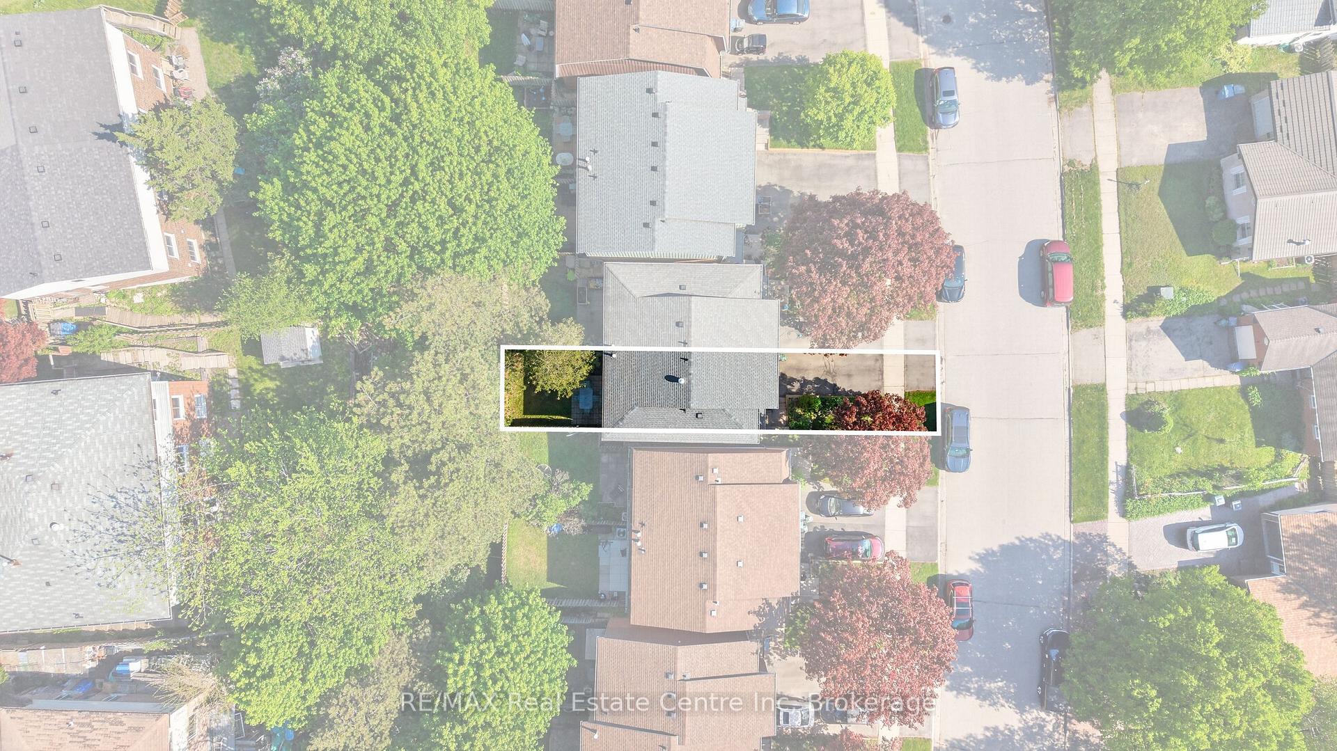 Photo 42 of Unit 13, 137 Dovercliffe Road, Guelph, Dovercliffe Park/Old University — HOMEH