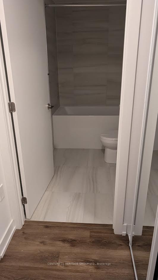 Photo 10 of Unit 403, 6 Chartwell Road, Etobicoke, Stonegate-Queensway — HOMEH