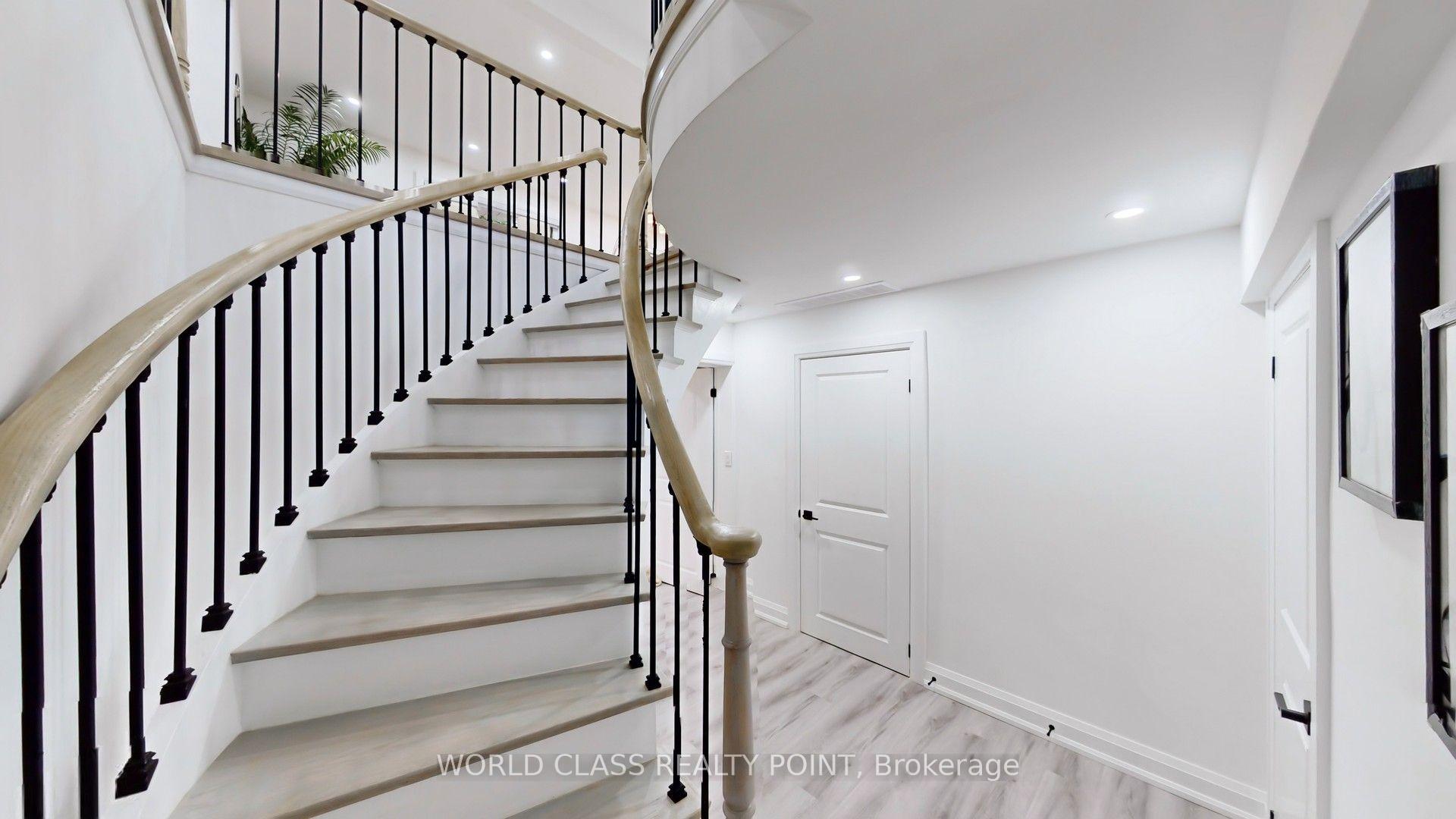 Photo 20 of 60 Kleins Ridge, Vaughan, Kleinburg — HOMEH