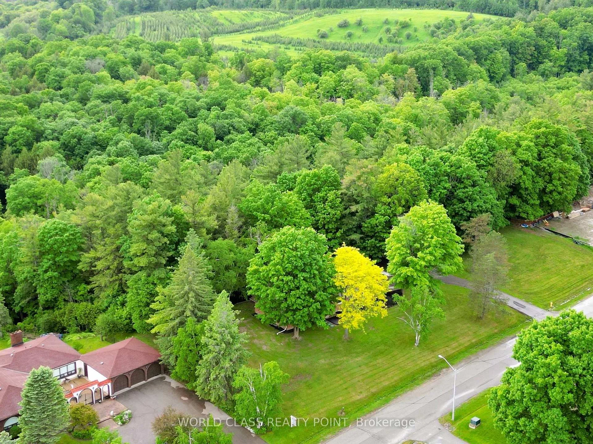 Photo 6 of 60 Kleins Ridge, Vaughan, Kleinburg — HOMEH
