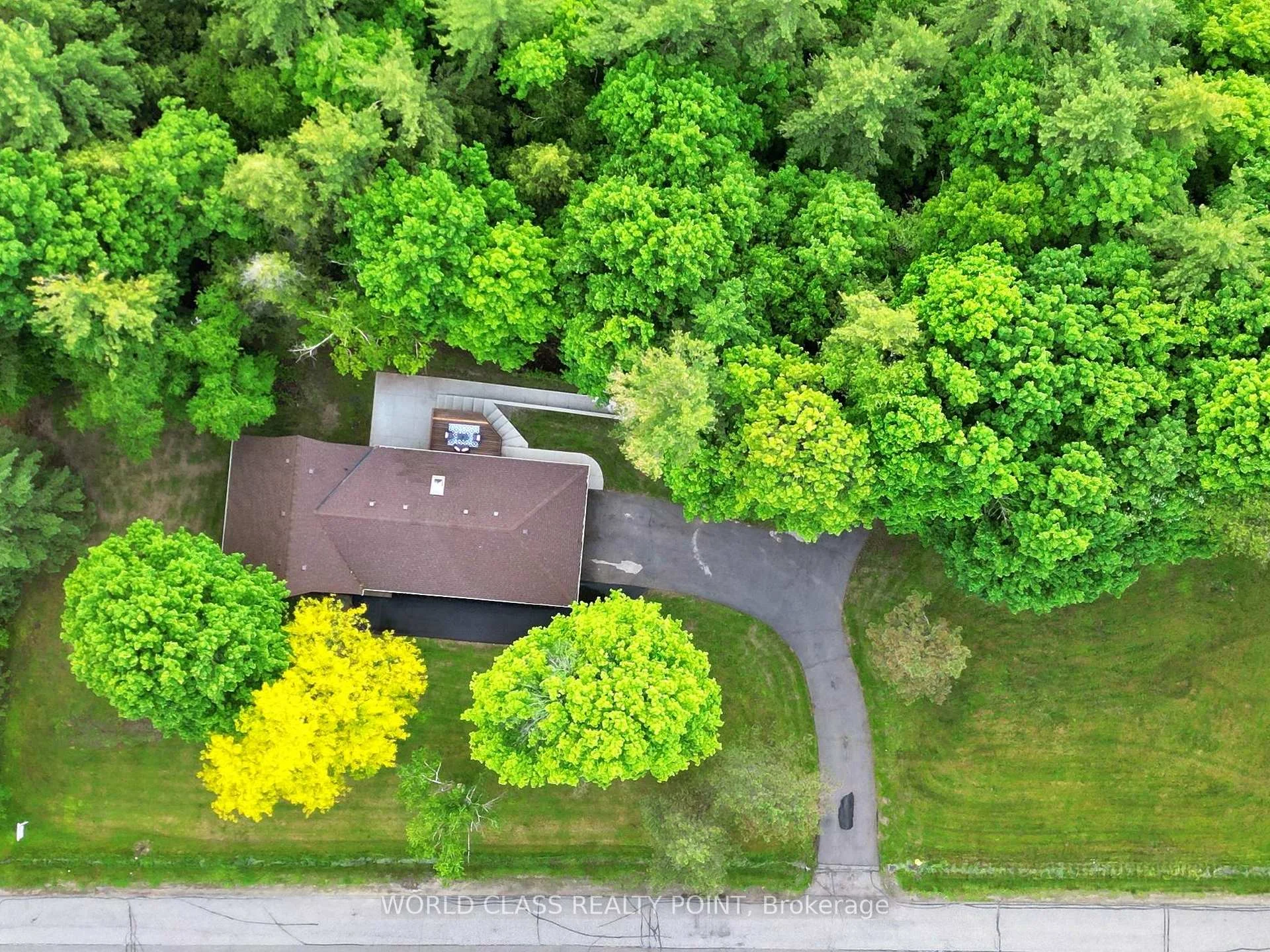 Photo 7 of 60 Kleins Ridge, Vaughan, Kleinburg — HOMEH