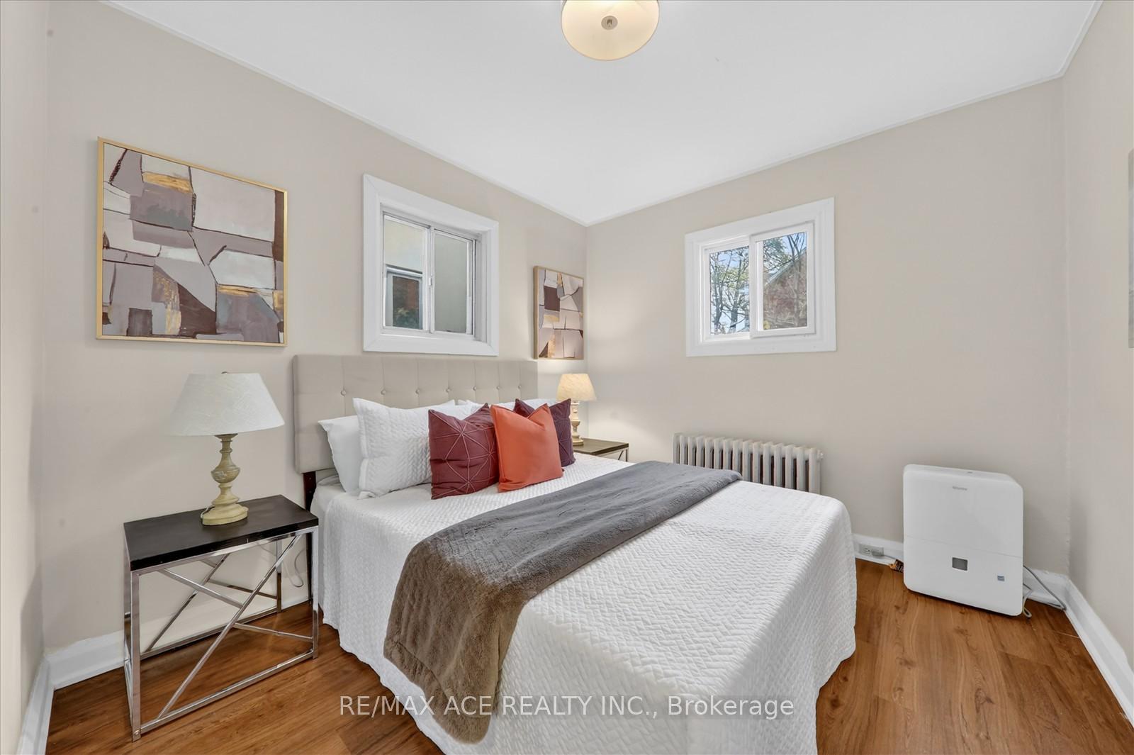 Photo 13 of 183 Glebemount Avenue, Toronto, Danforth Village-East York — HOMEH