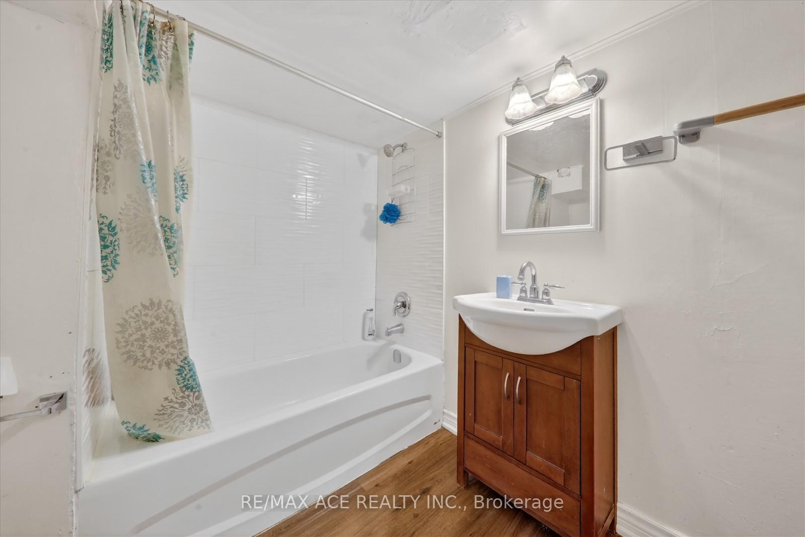 Photo 25 of 183 Glebemount Avenue, Toronto, Danforth Village-East York — HOMEH