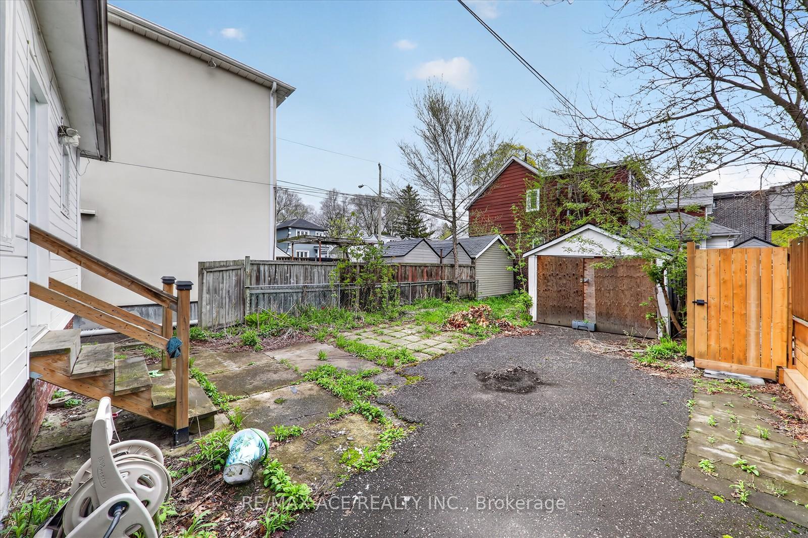 Photo 27 of 183 Glebemount Avenue, Toronto, Danforth Village-East York — HOMEH