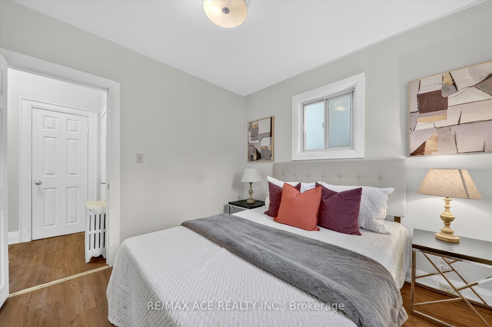 Photo 14 of 183 Glebemount Avenue, Toronto, Danforth Village-East York — HOMEH