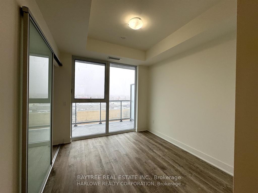 Photo 13 of Unit 605, 185 Deerfield Road, Newmarket, Central Newmarket — HOMEH
