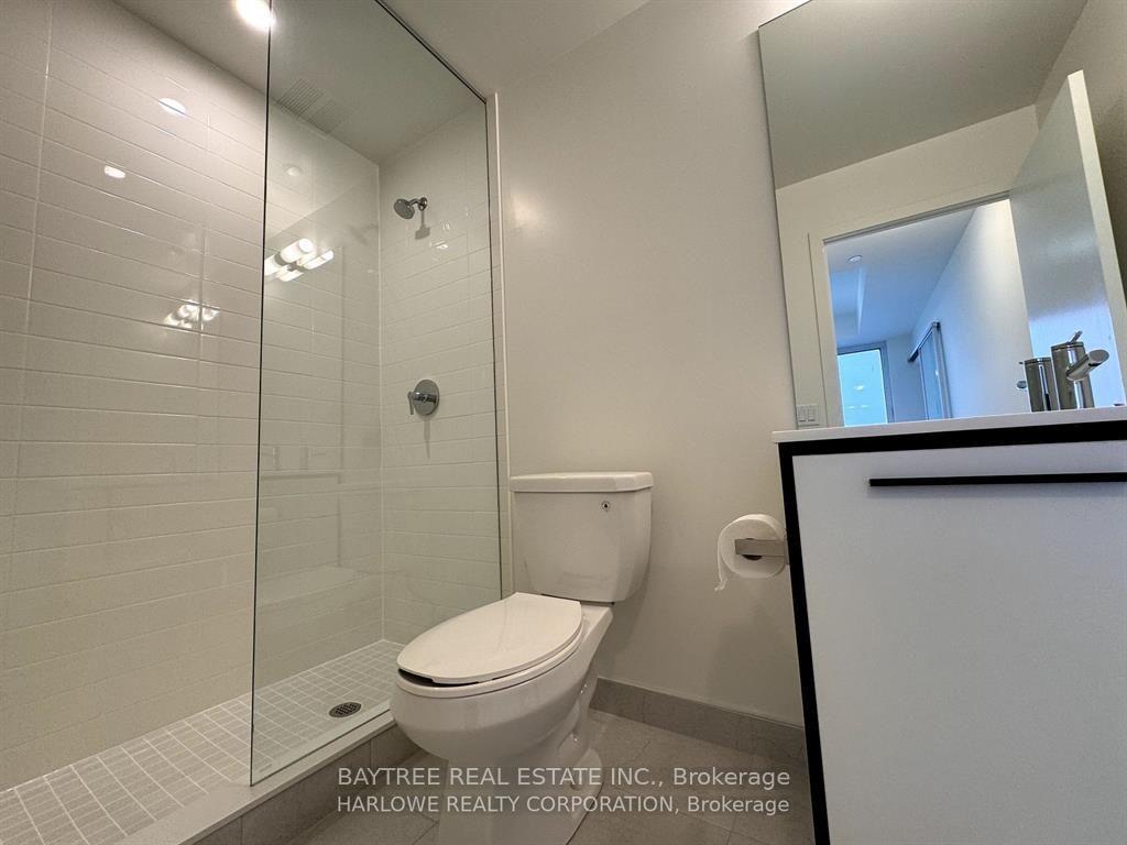 Photo 16 of Unit 605, 185 Deerfield Road, Newmarket, Central Newmarket — HOMEH