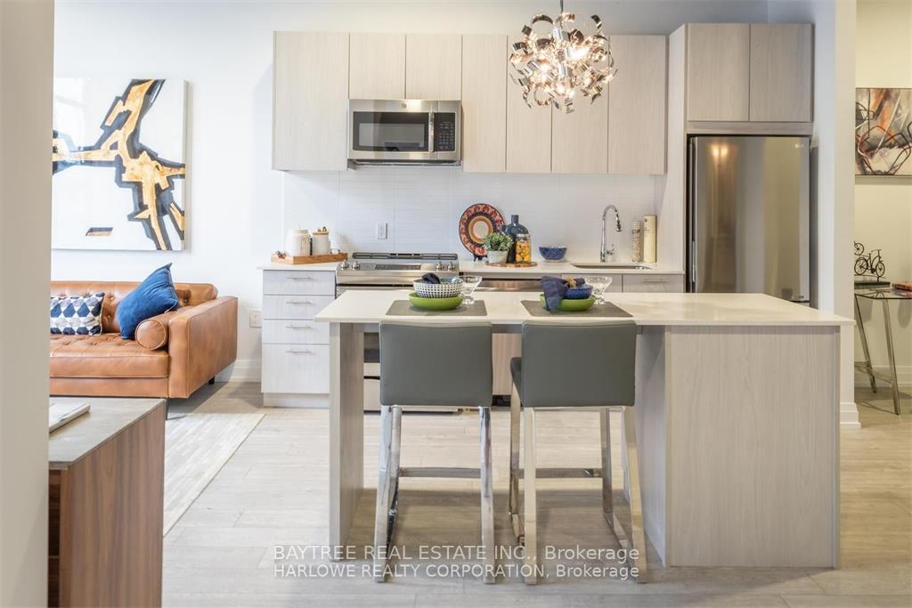 Photo 19 of Unit 605, 185 Deerfield Road, Newmarket, Central Newmarket — HOMEH