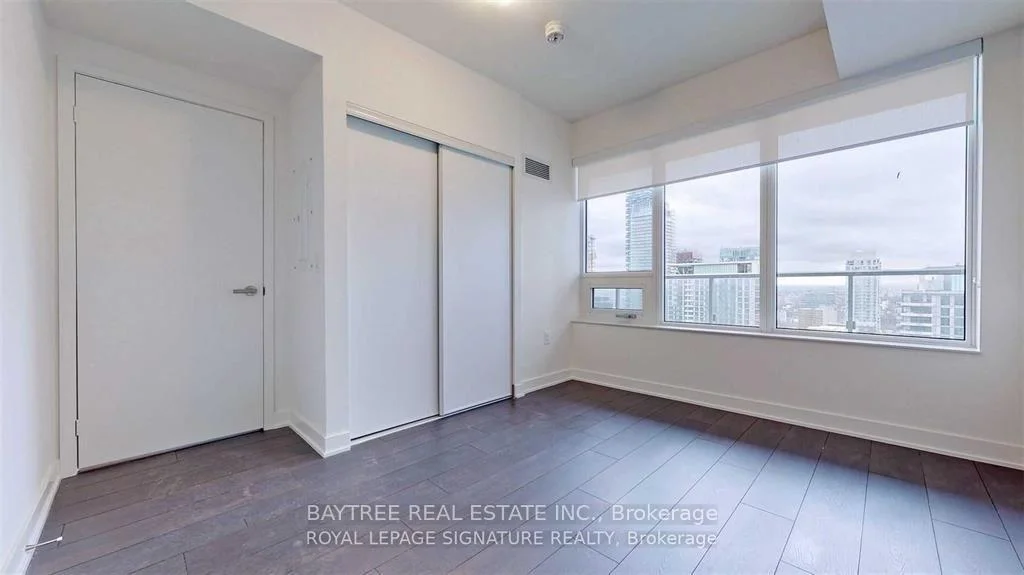 Photo 8 of Unit 2011, 195 Redpath Avenue, Toronto, Mount Pleasant West — HOMEH
