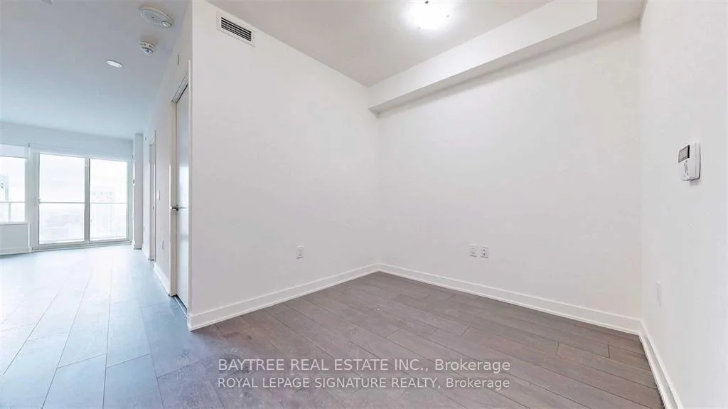 Photo 12 of Unit 2011, 195 Redpath Avenue, Toronto, Mount Pleasant West — HOMEH