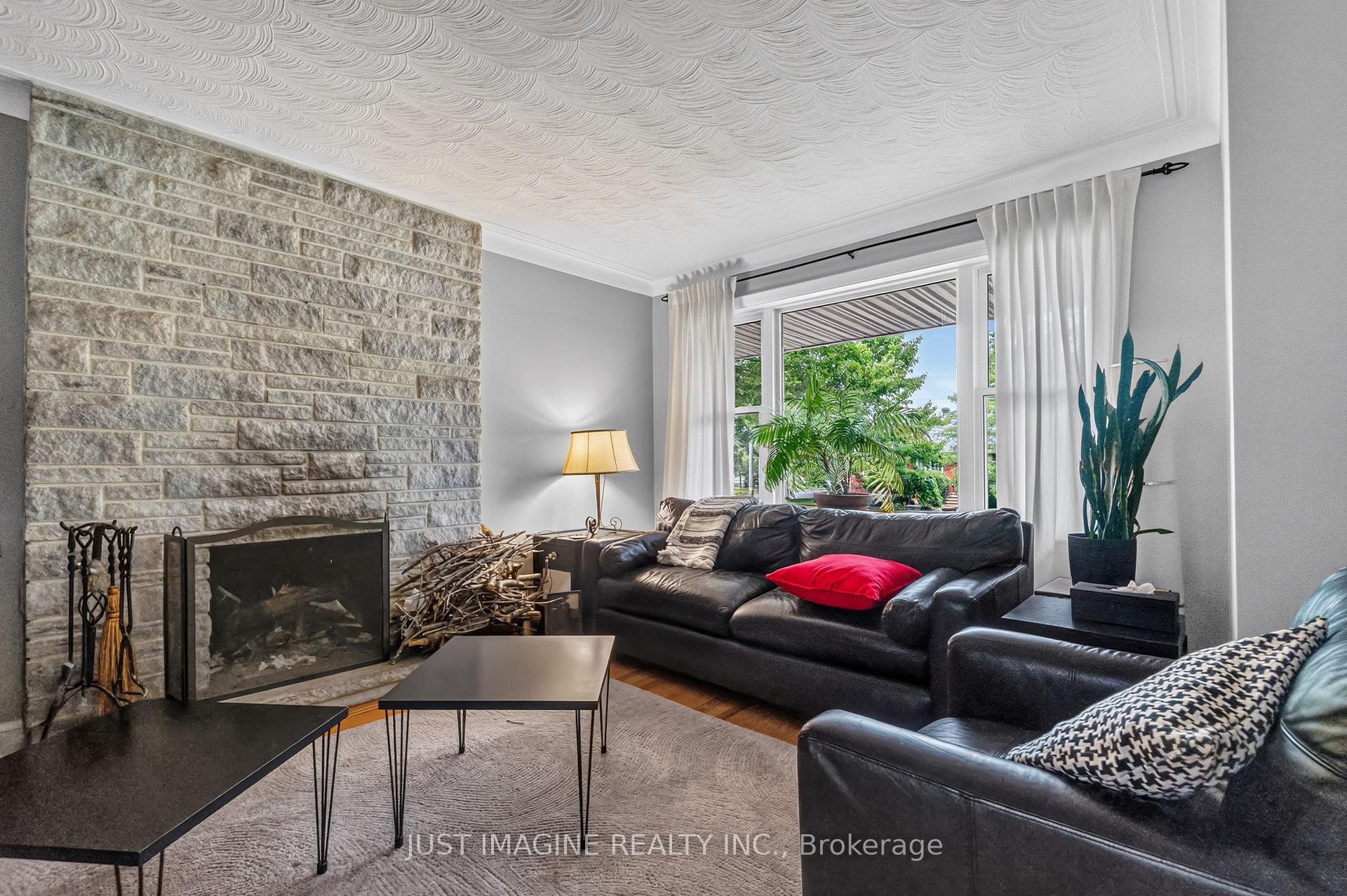 Photo 6 of 2124 Knightsbridge Road, Ottawa, Carlingwood — HOMEH
