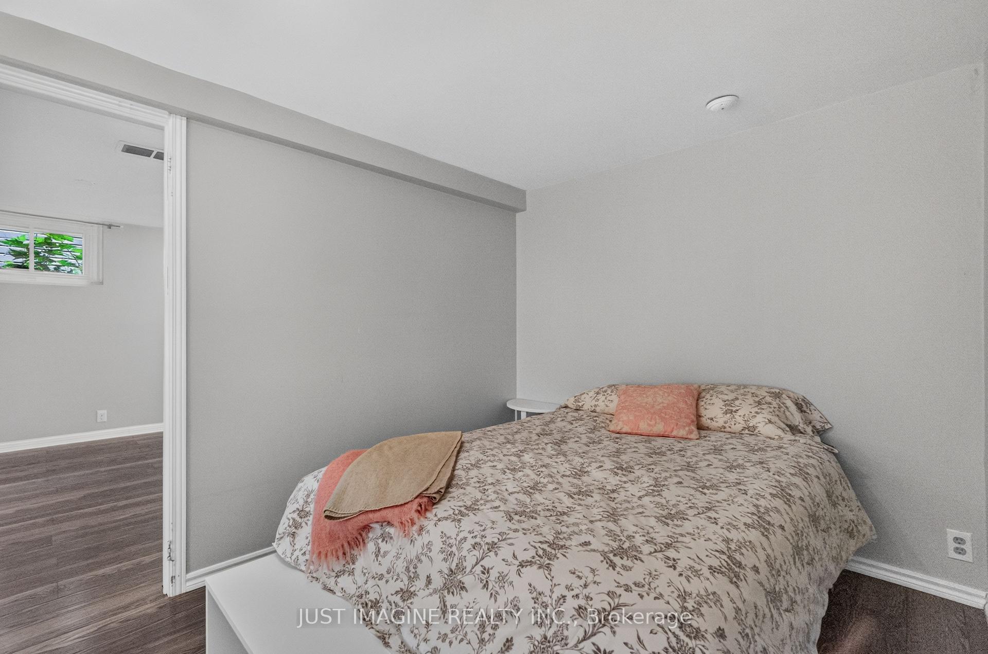 Photo 32 of 2124 Knightsbridge Road, Ottawa, Carlingwood — HOMEH