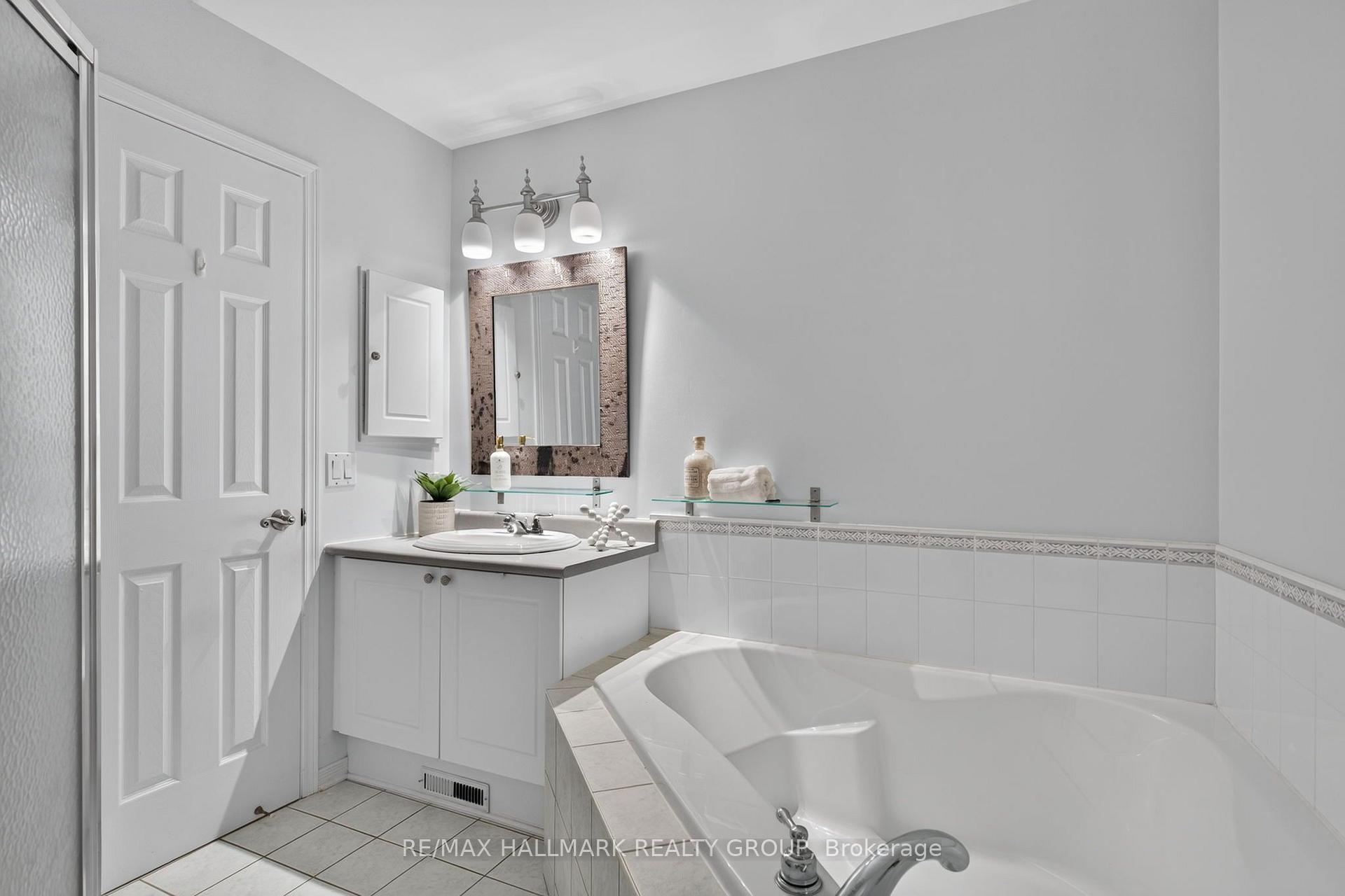 Photo 27 of 63 Palmadeo Drive, Ottawa, Barrhaven - Longfields — HOMEH