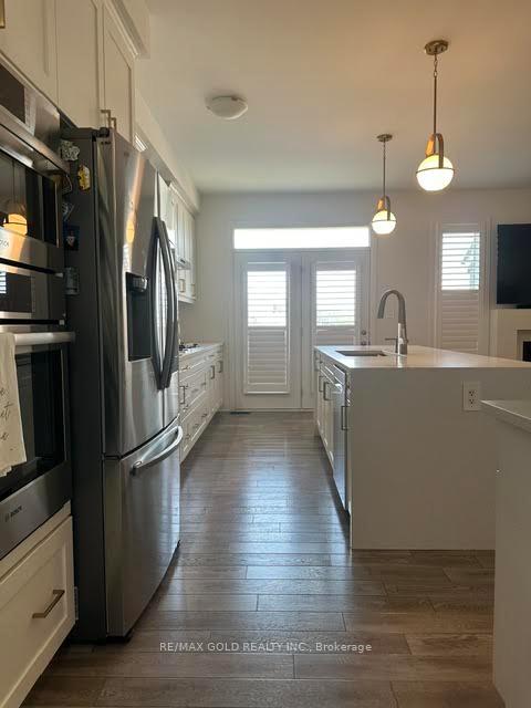 Photo 6 of 1583 Severn Drive, Milton, Bowes — HOMEH