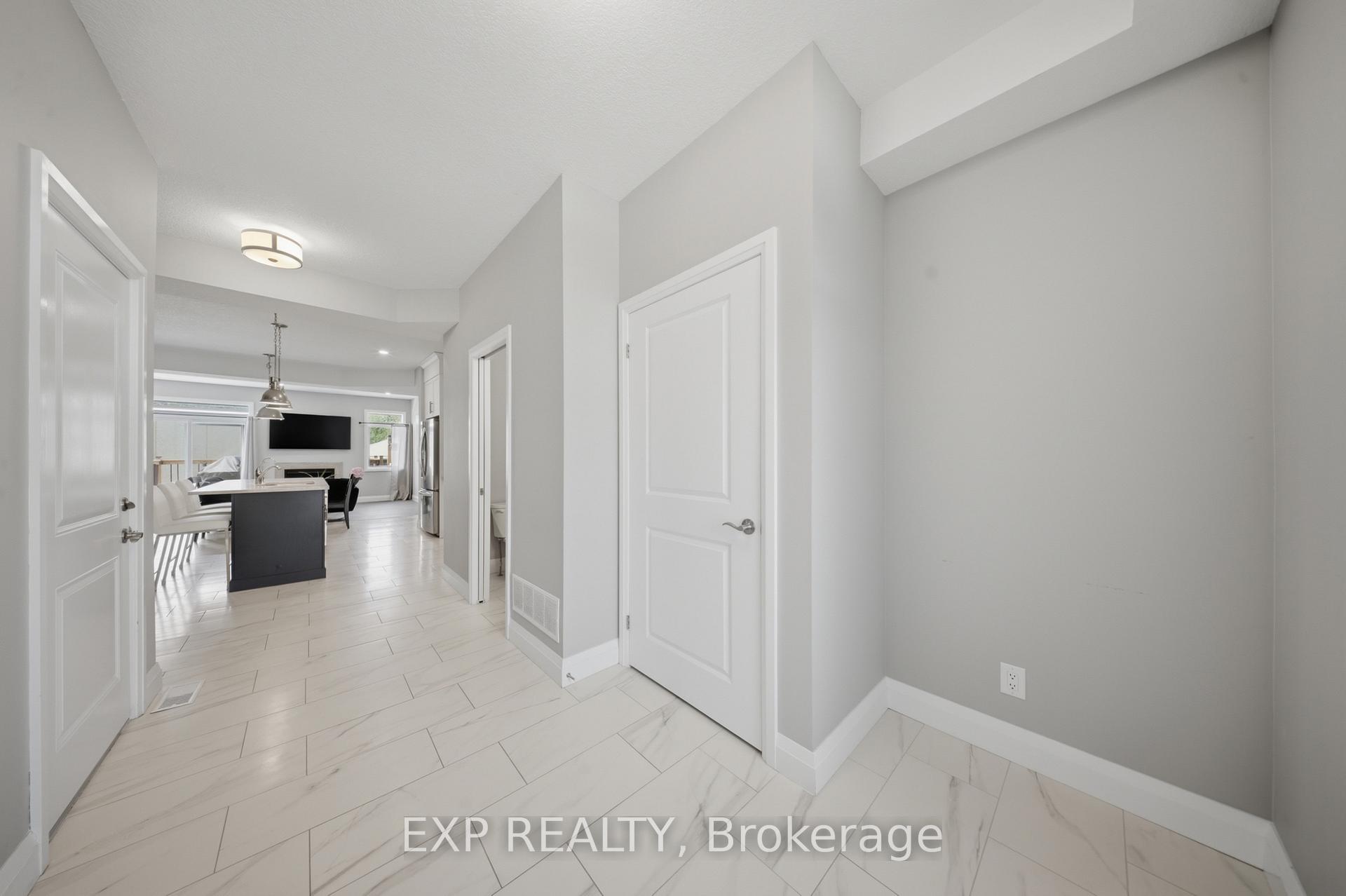 Photo 6 of 107 Stephenson Way, Minto — HOMEH