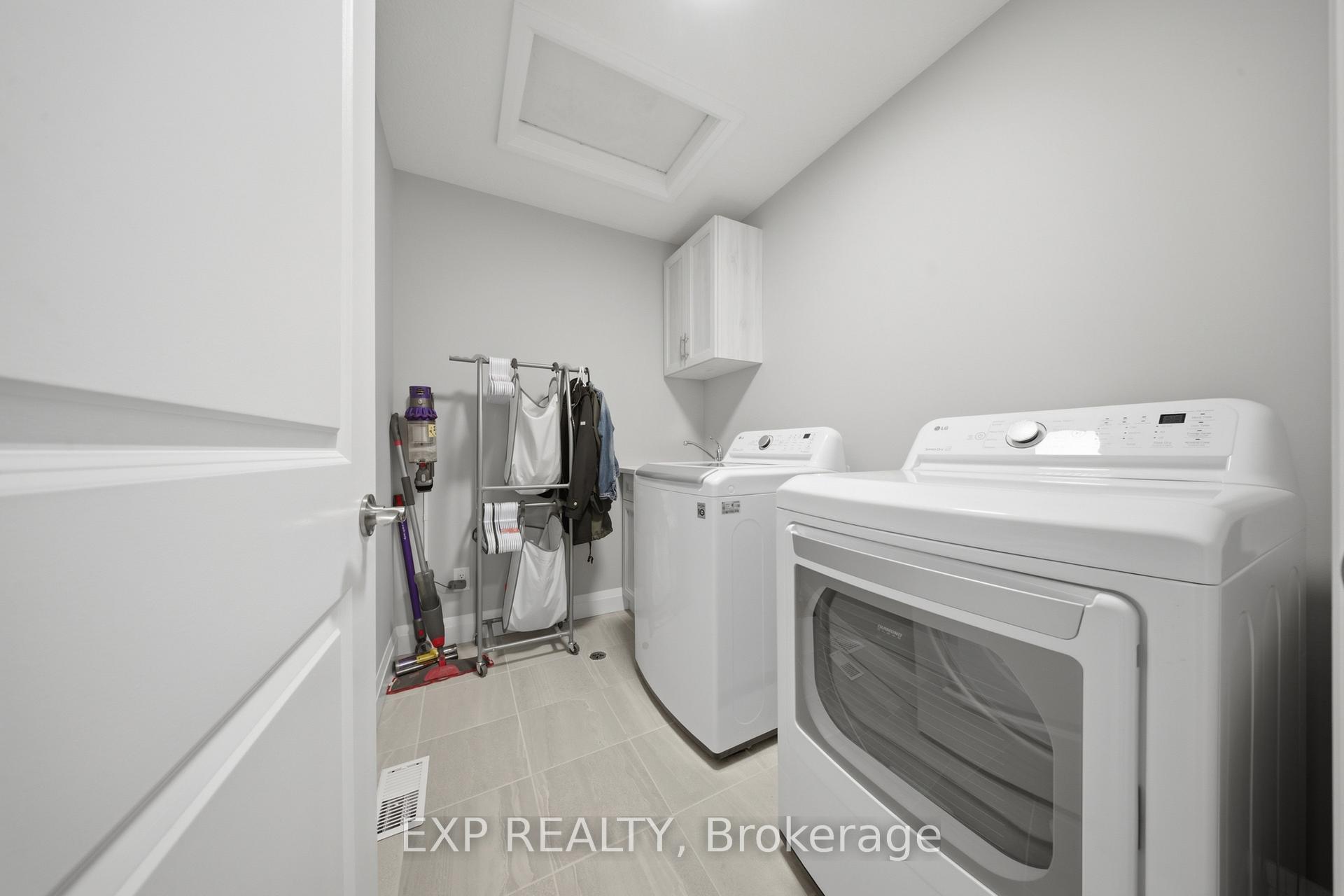 Photo 19 of 107 Stephenson Way, Minto — HOMEH