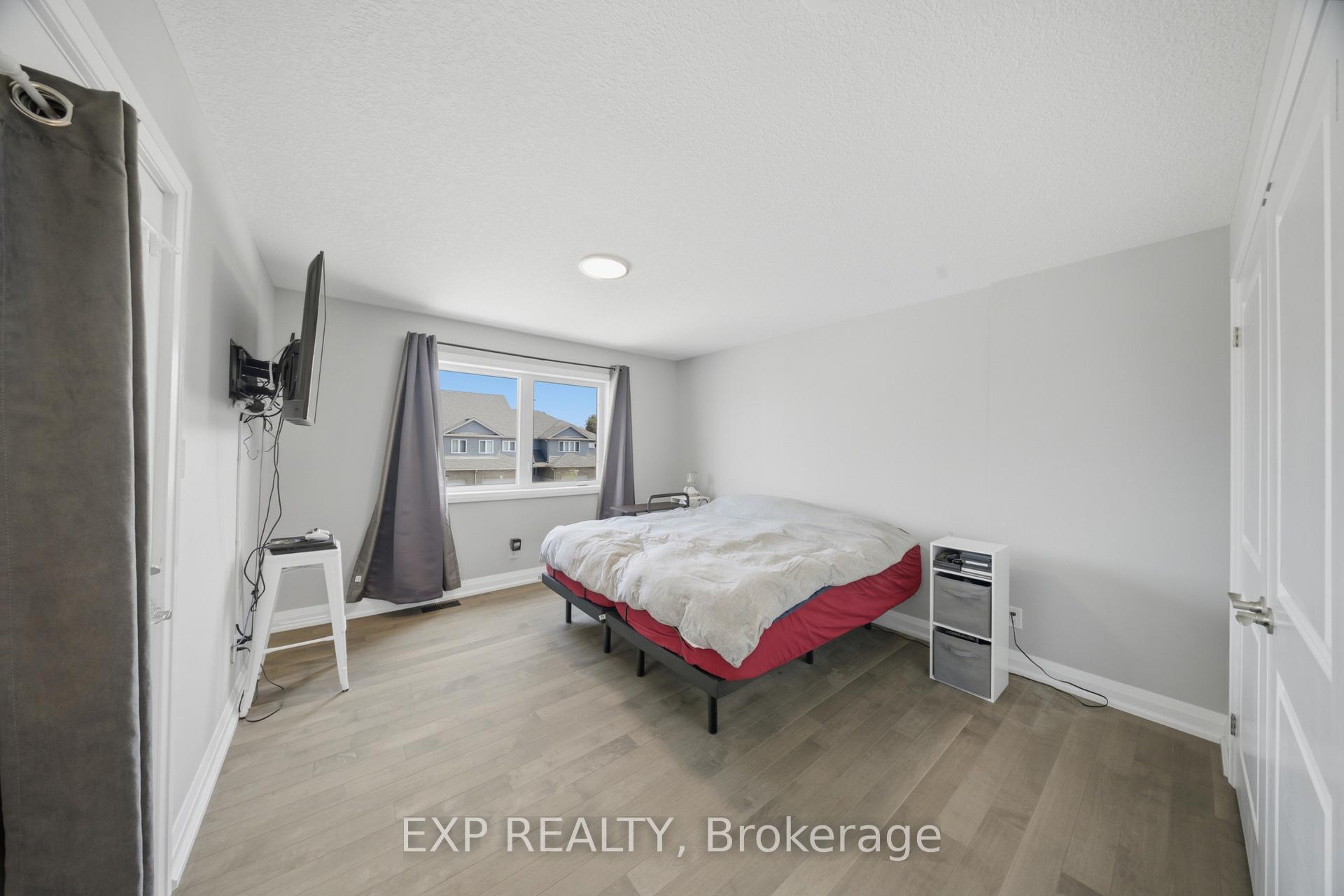 Photo 29 of 107 Stephenson Way, Minto — HOMEH