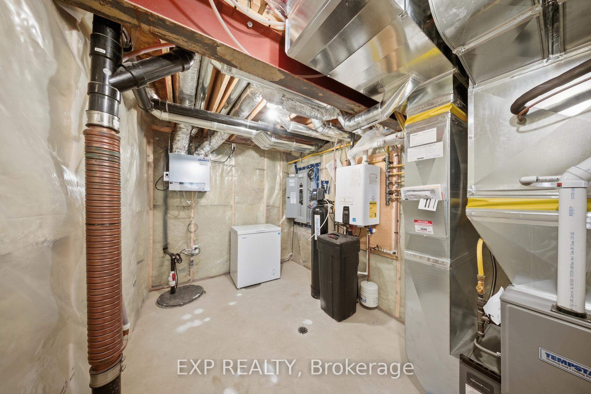 Photo 32 of 107 Stephenson Way, Minto — HOMEH