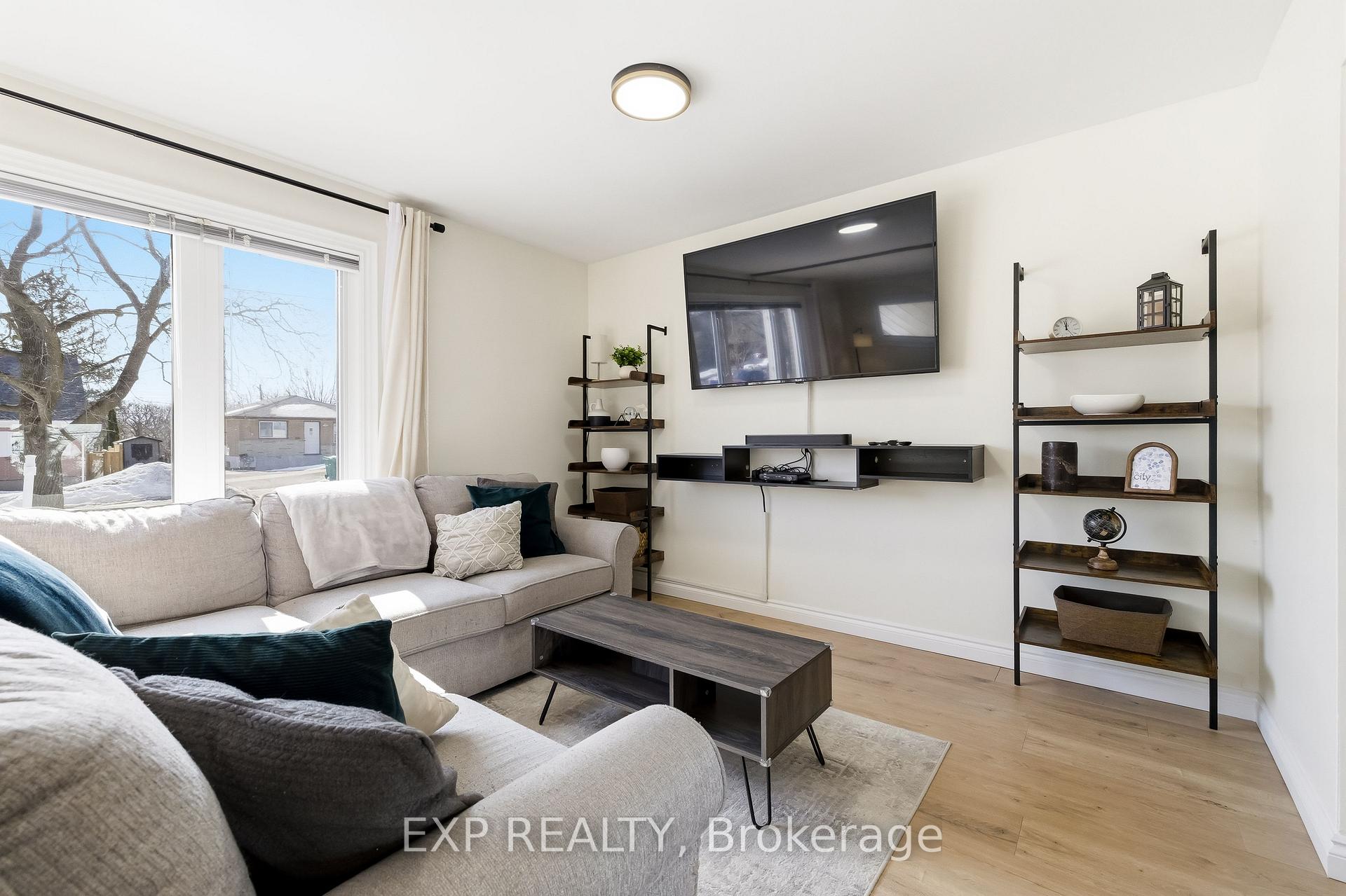 Photo 7 of 198 Shelbourne Street, Peterborough, Northcrest Ward 5 — HOMEH